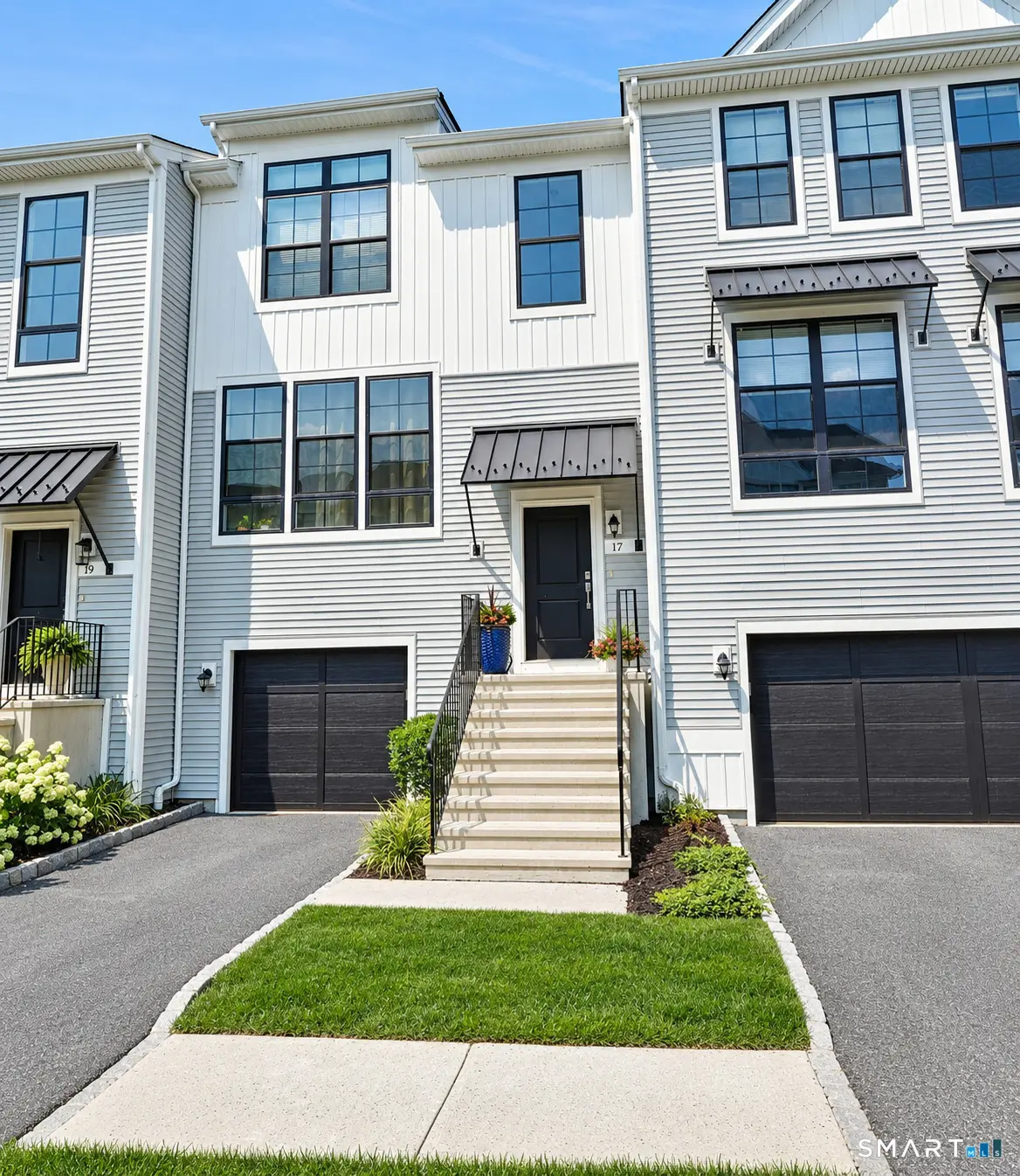 17 Brentwood Circle 17, Danbury
