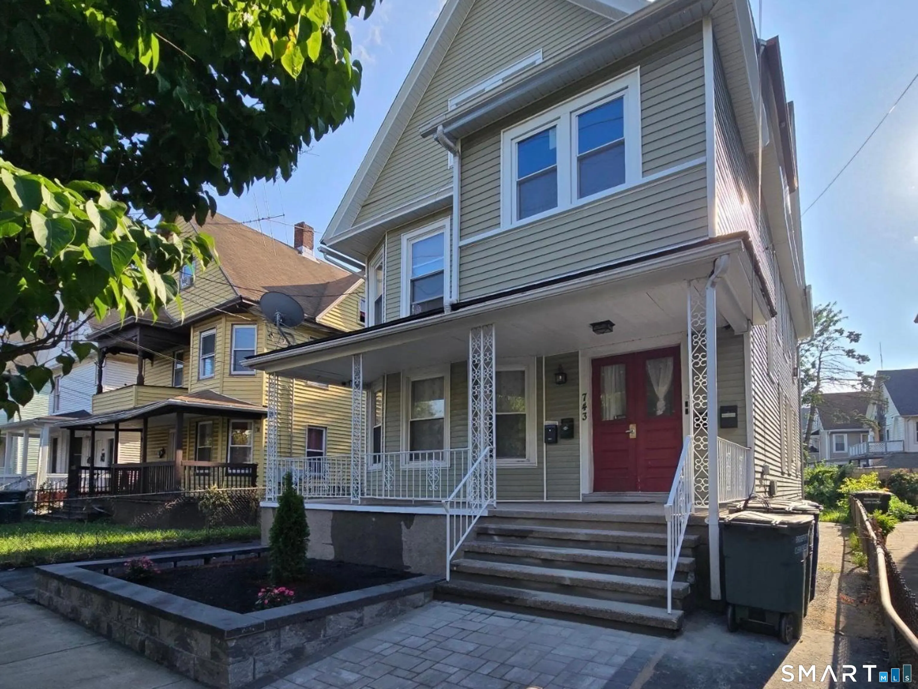 743 Iranistan Avenue, Bridgeport
