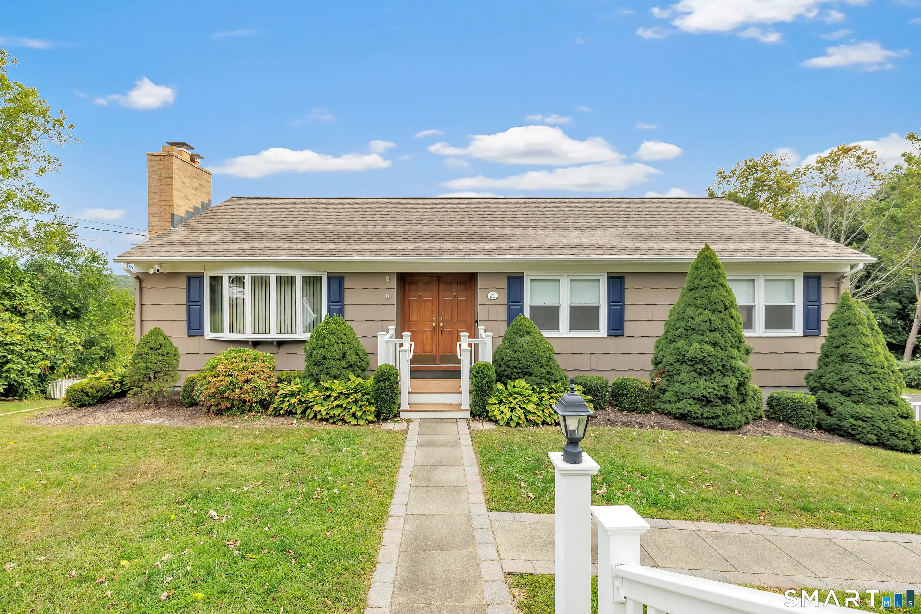 25 Riverview Avenue, Shelton