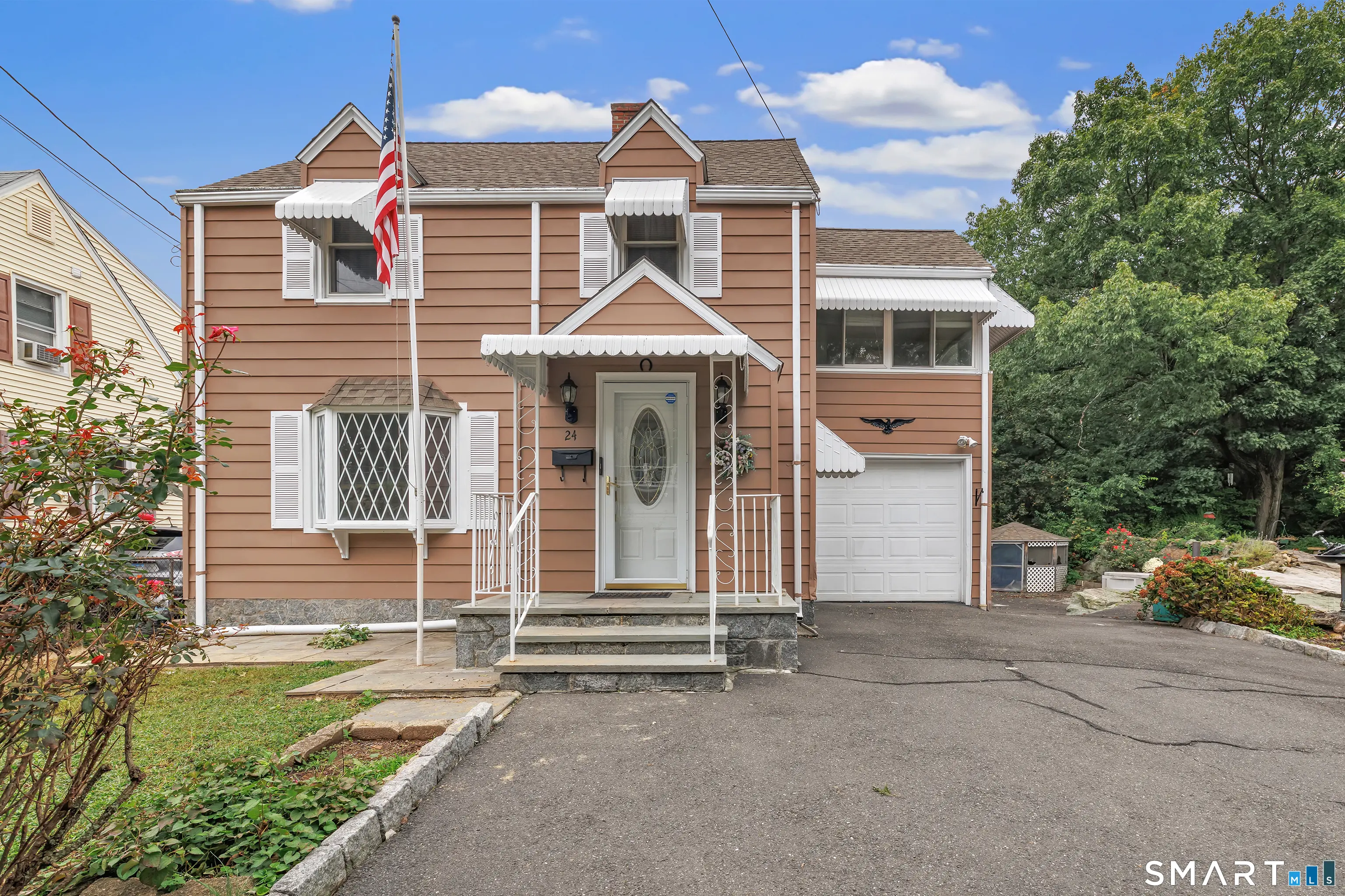 24 Oxford Street, Bridgeport