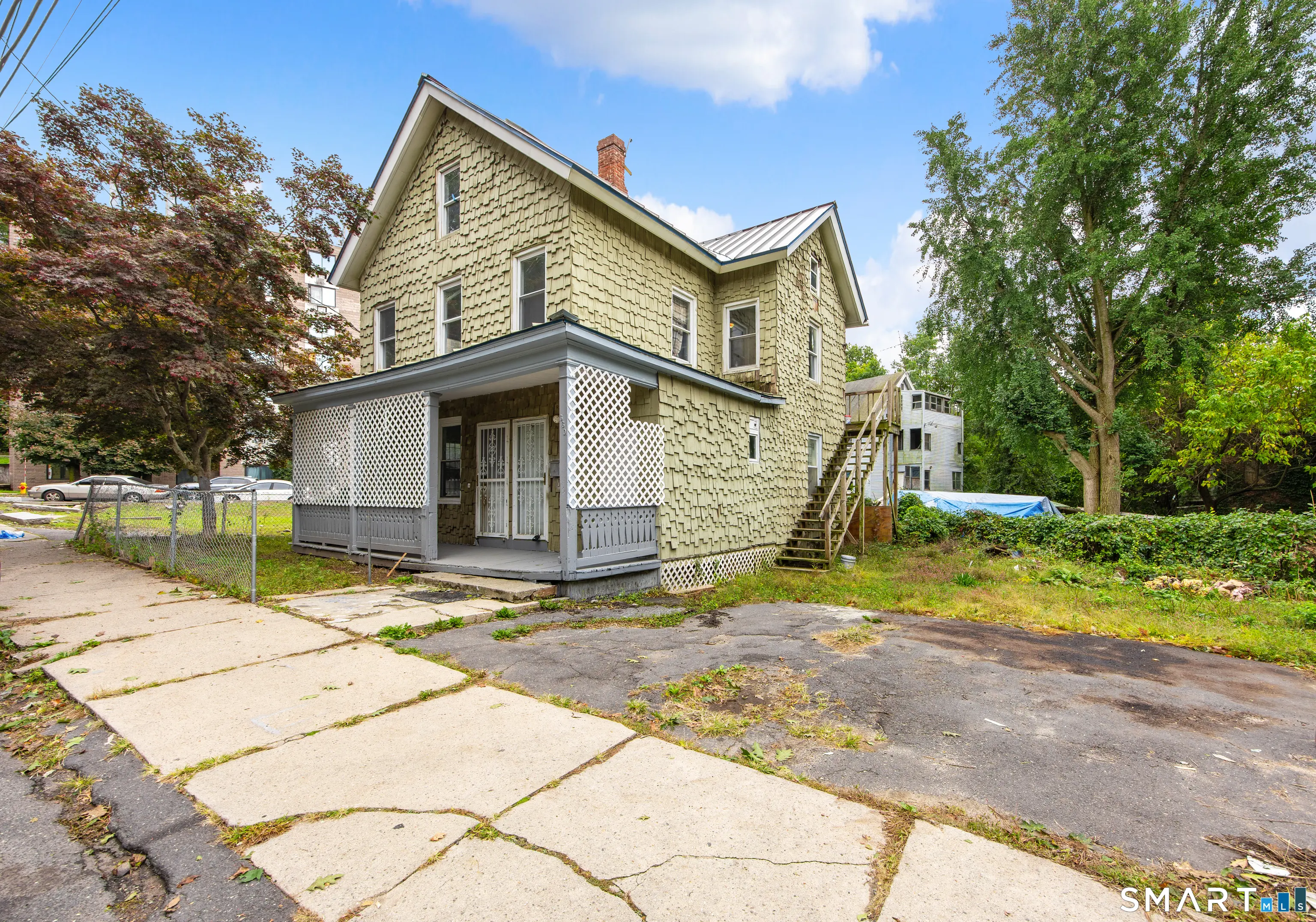 360 Pine Street, Waterbury