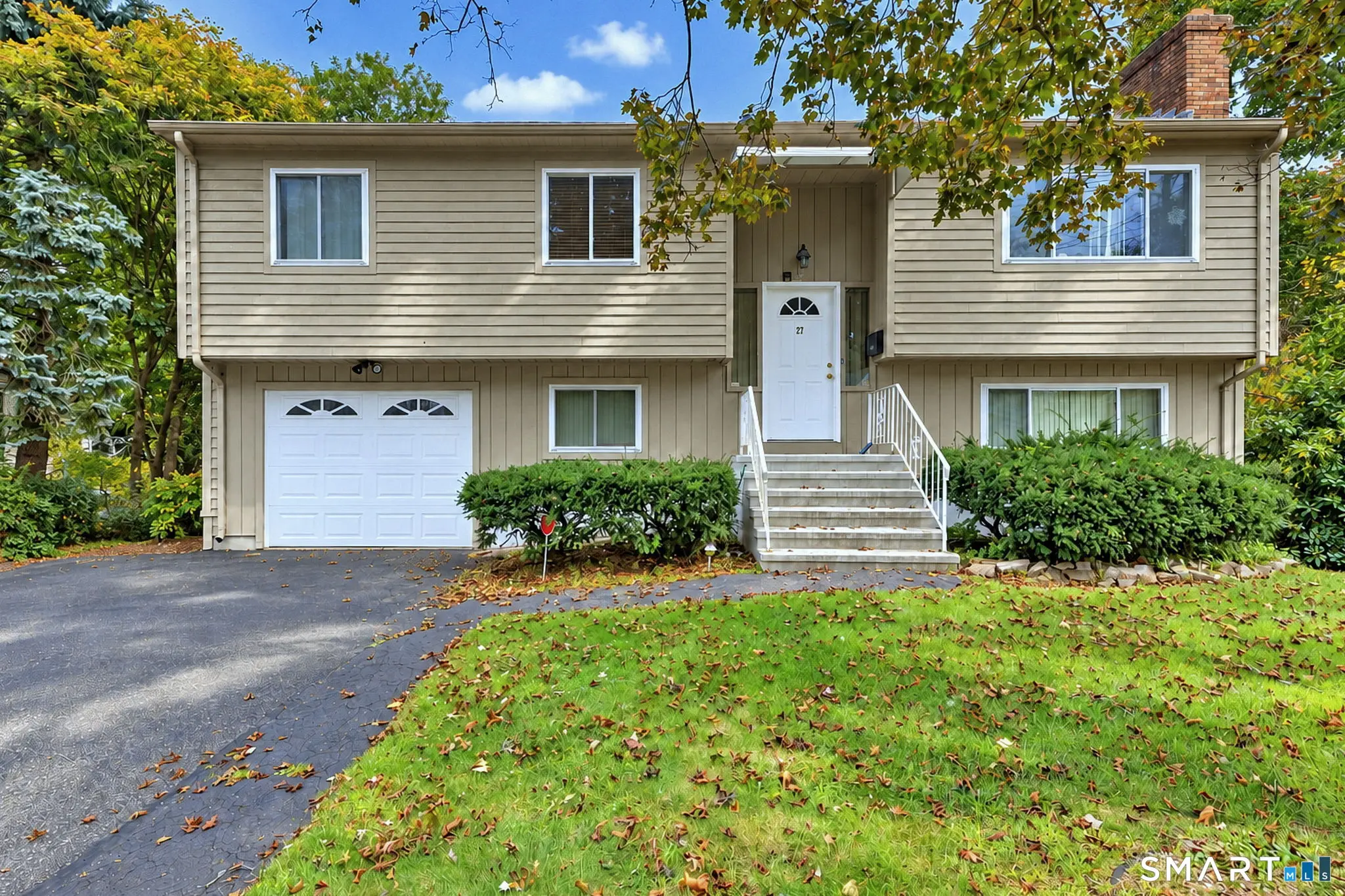 27 Platt Avenue, West Haven
