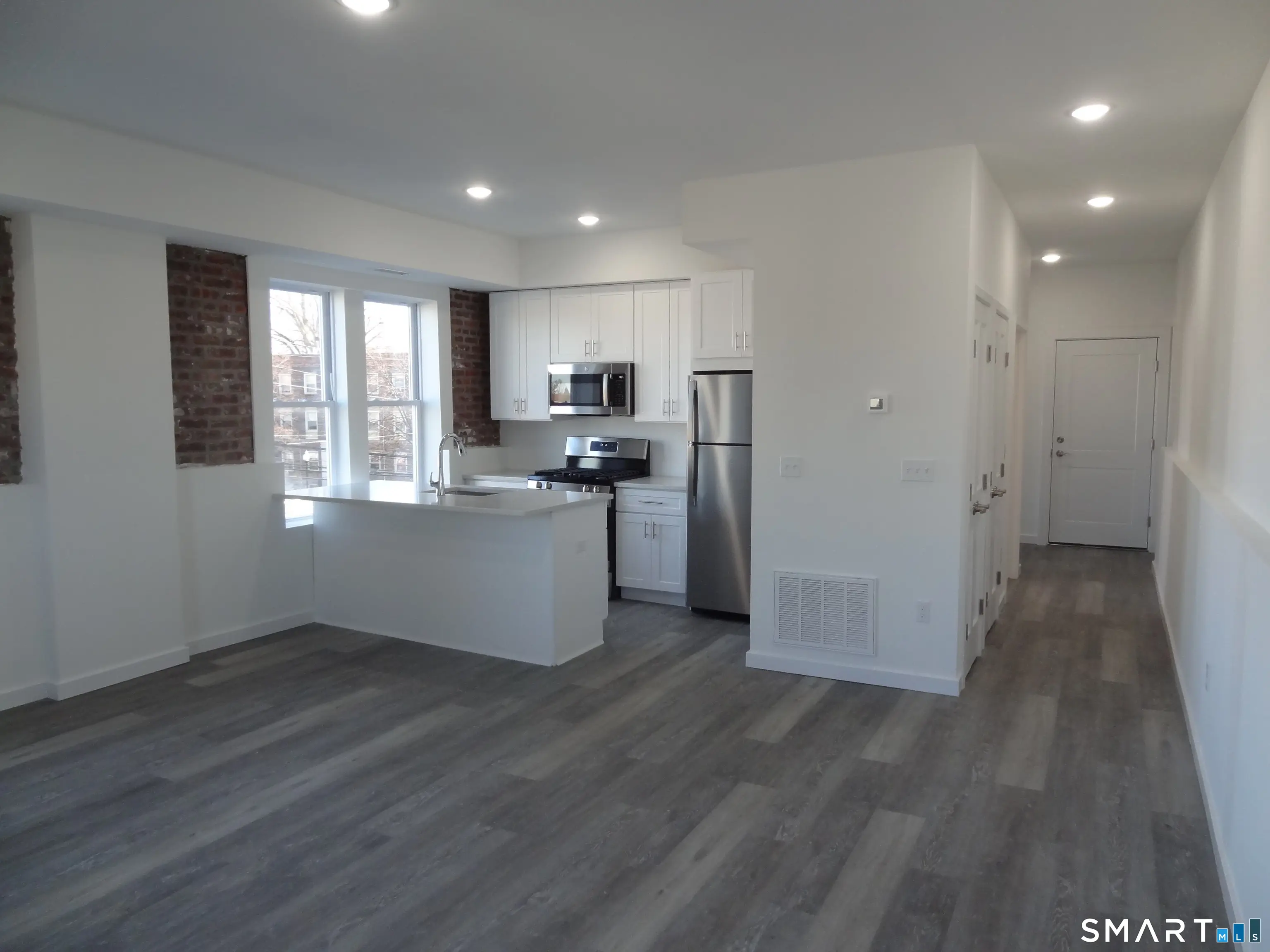 2806 Fairfield Avenue 205, Bridgeport