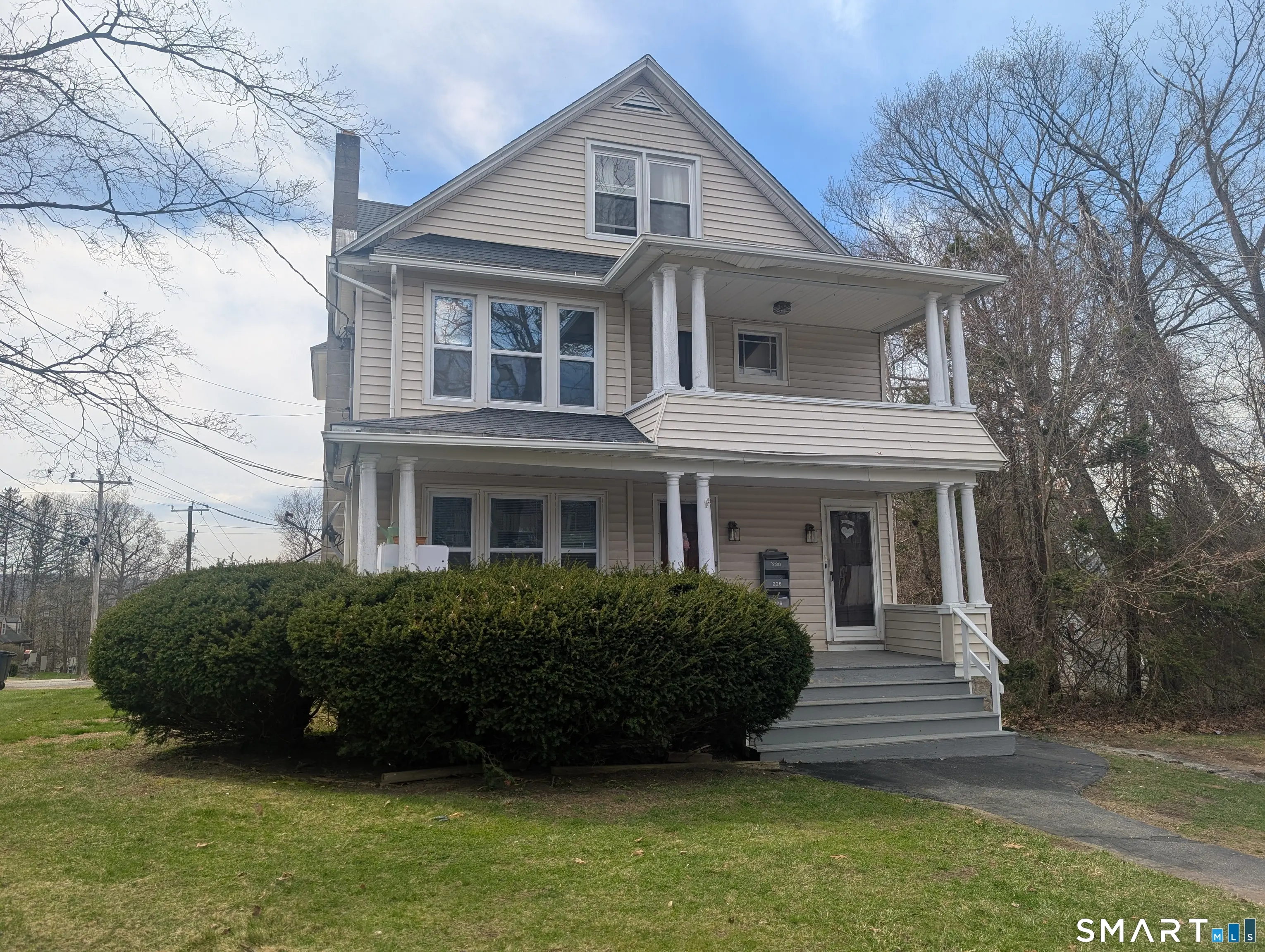 226 Hillside Avenue 3rd Floor, Torrington