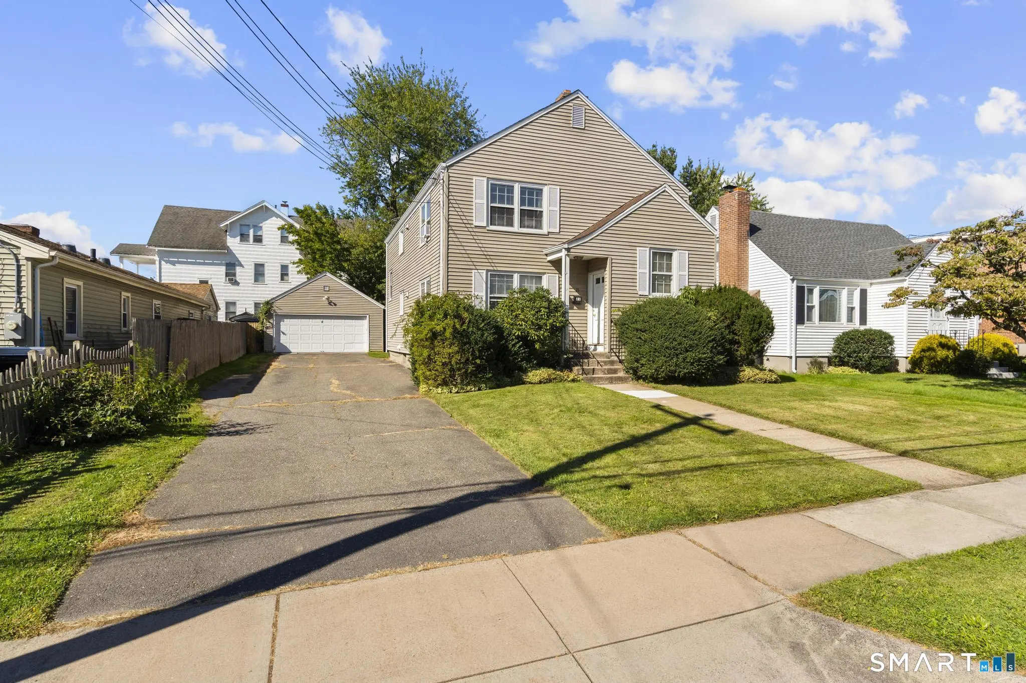 21 Fairfax Avenue, West Hartford