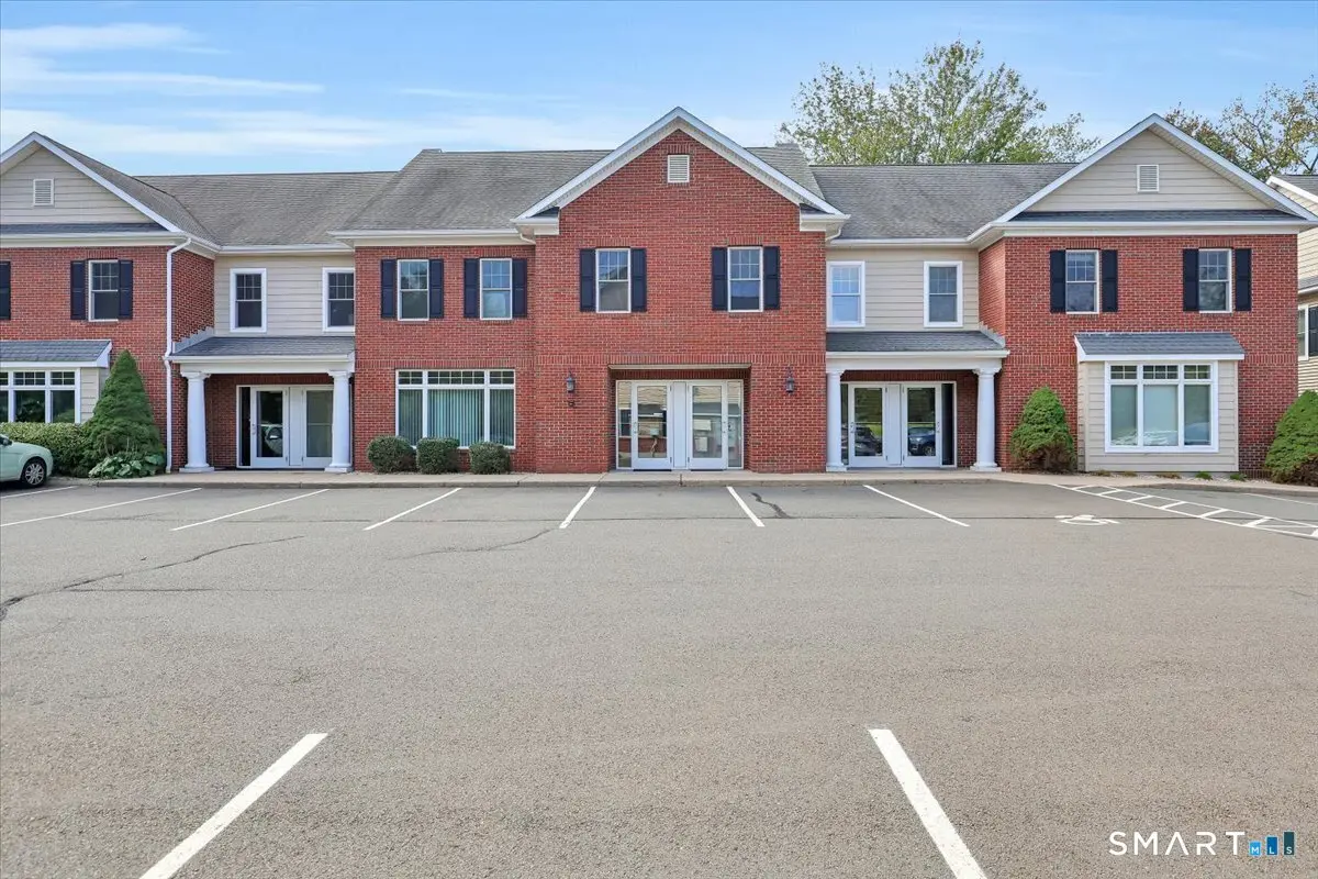 225 Oakland Road 204, South Windsor