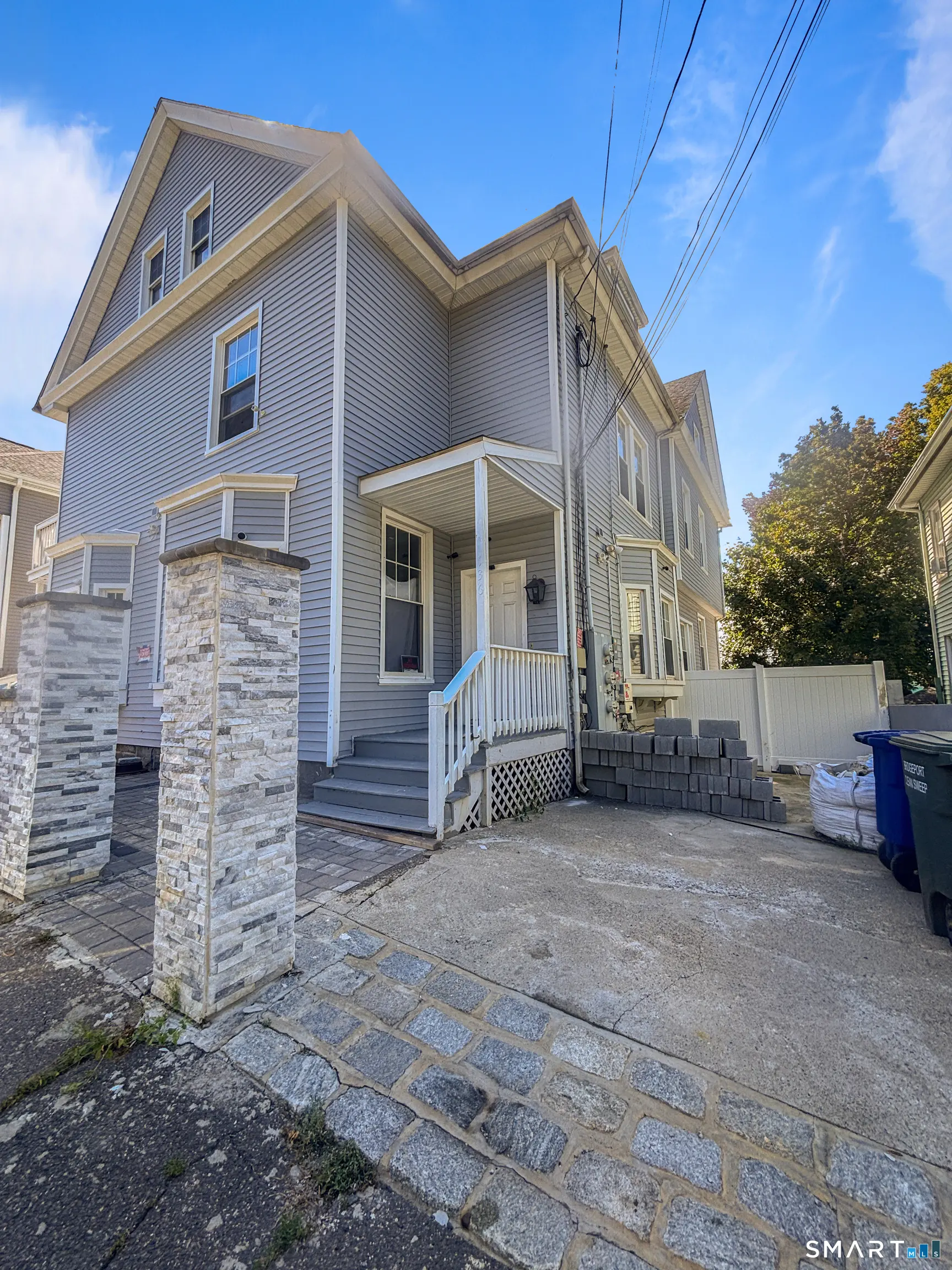 136 Washington Terrace, Bridgeport