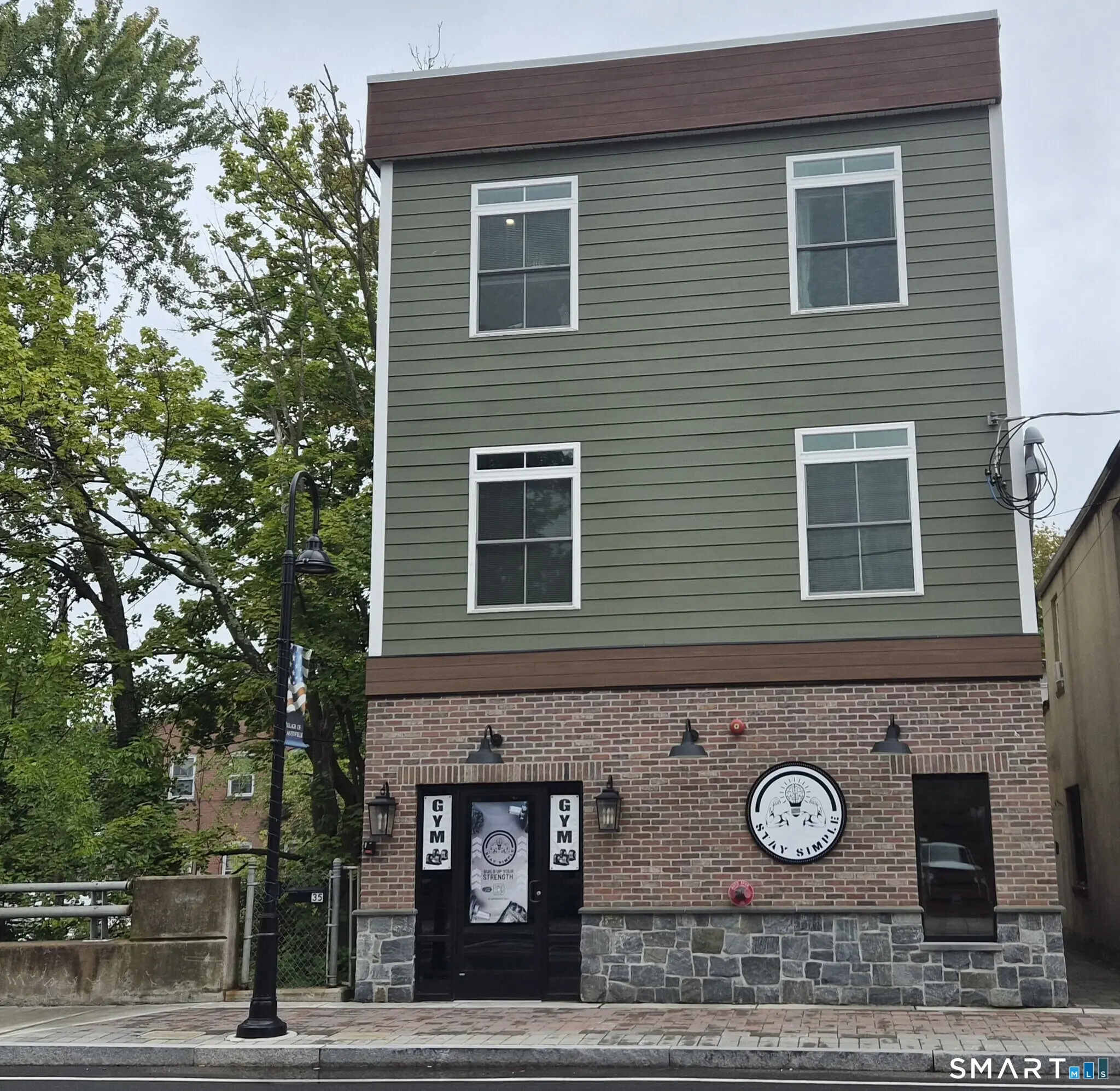 35 West Main Street, Southington