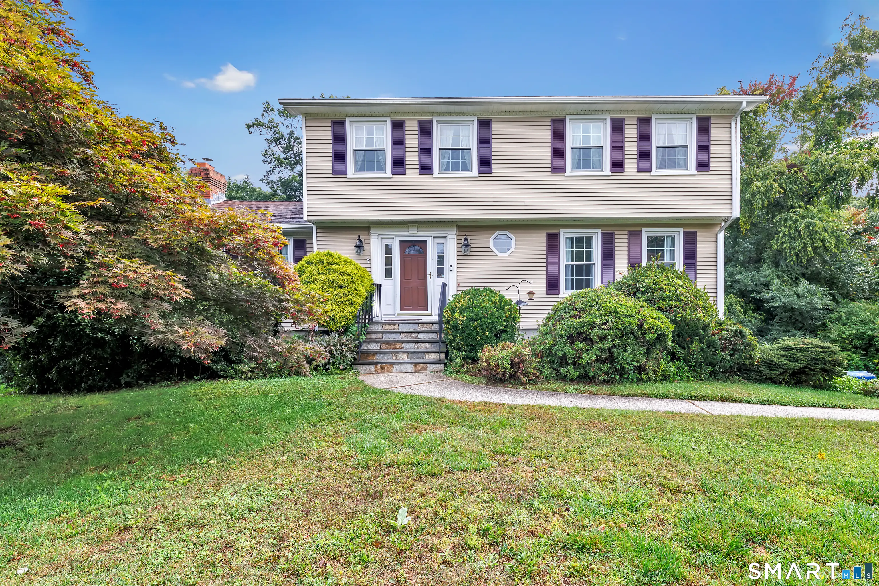11 Redwood Circle, Shelton