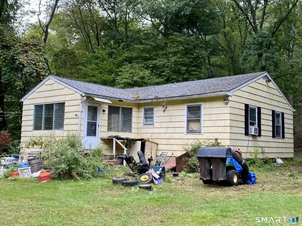232 Maupas Road, Guilford