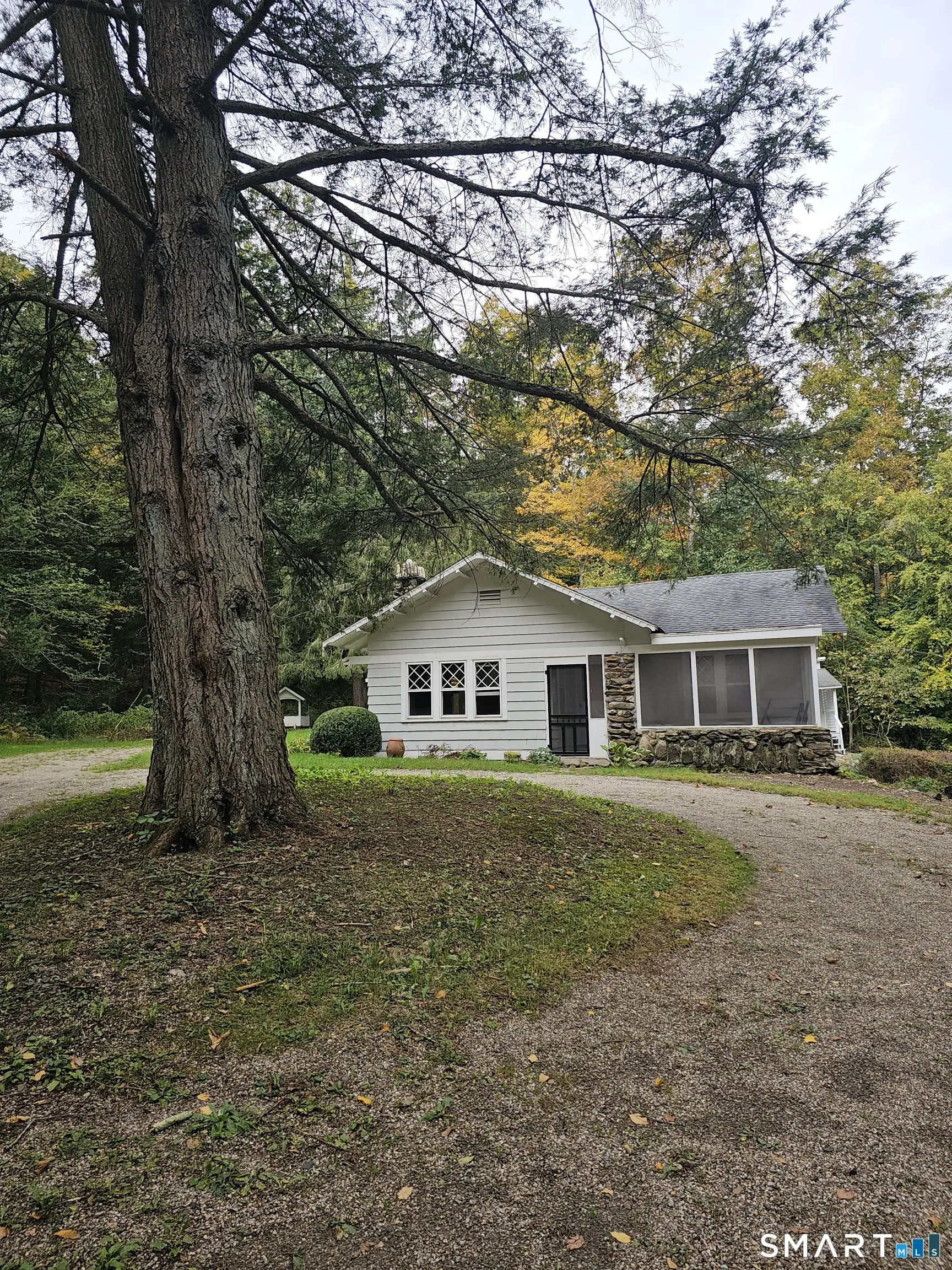 425 Redding Road, Redding