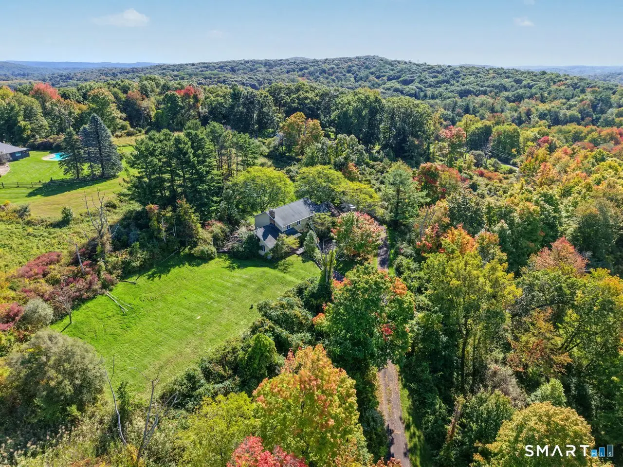 266 Ridgebury Road, Ridgefield
