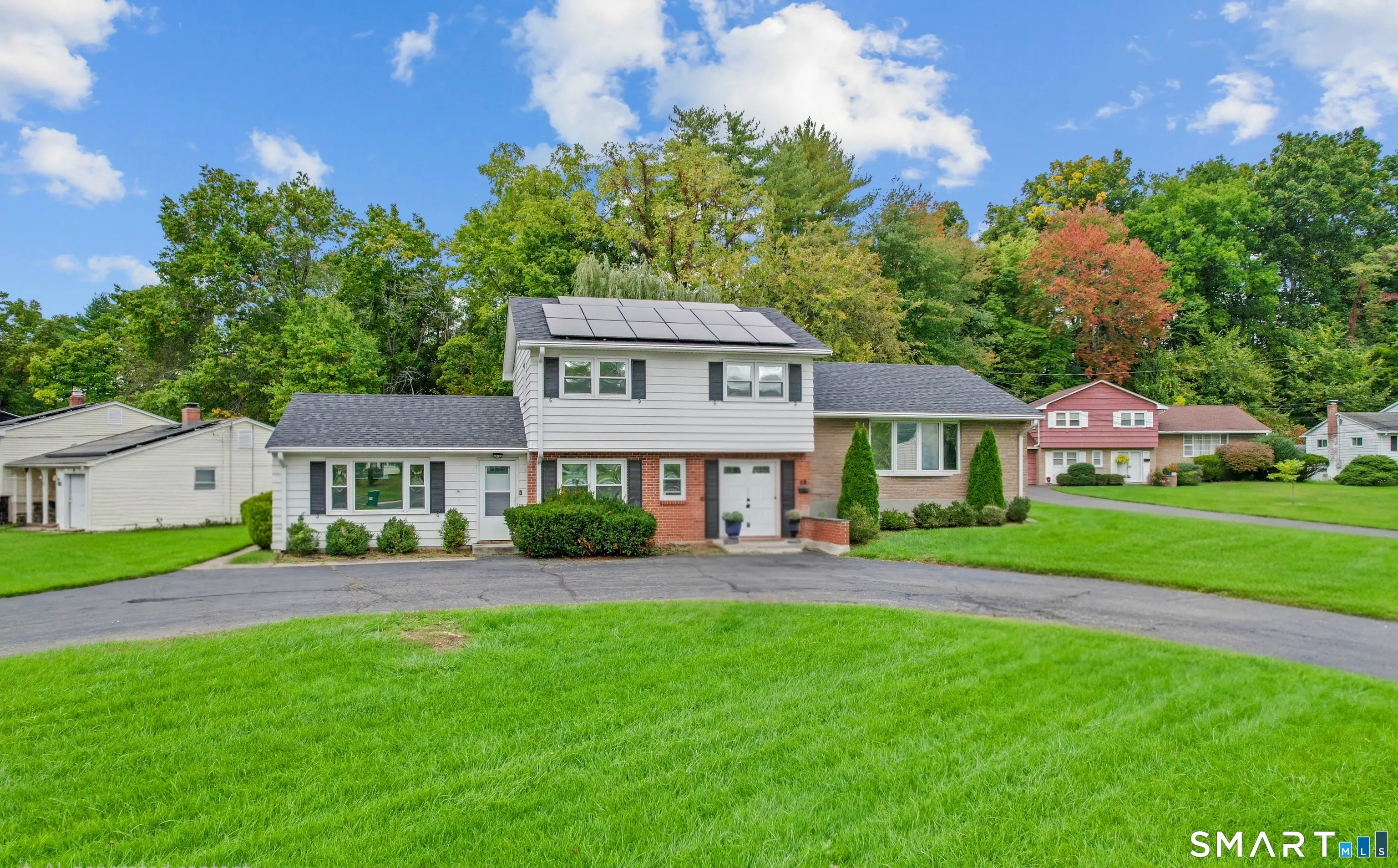 88 Wintonbury Avenue, Bloomfield