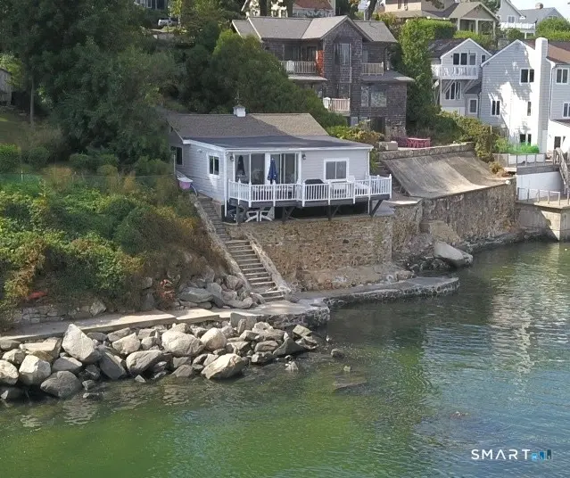 66 Ocean Drive East, Stamford