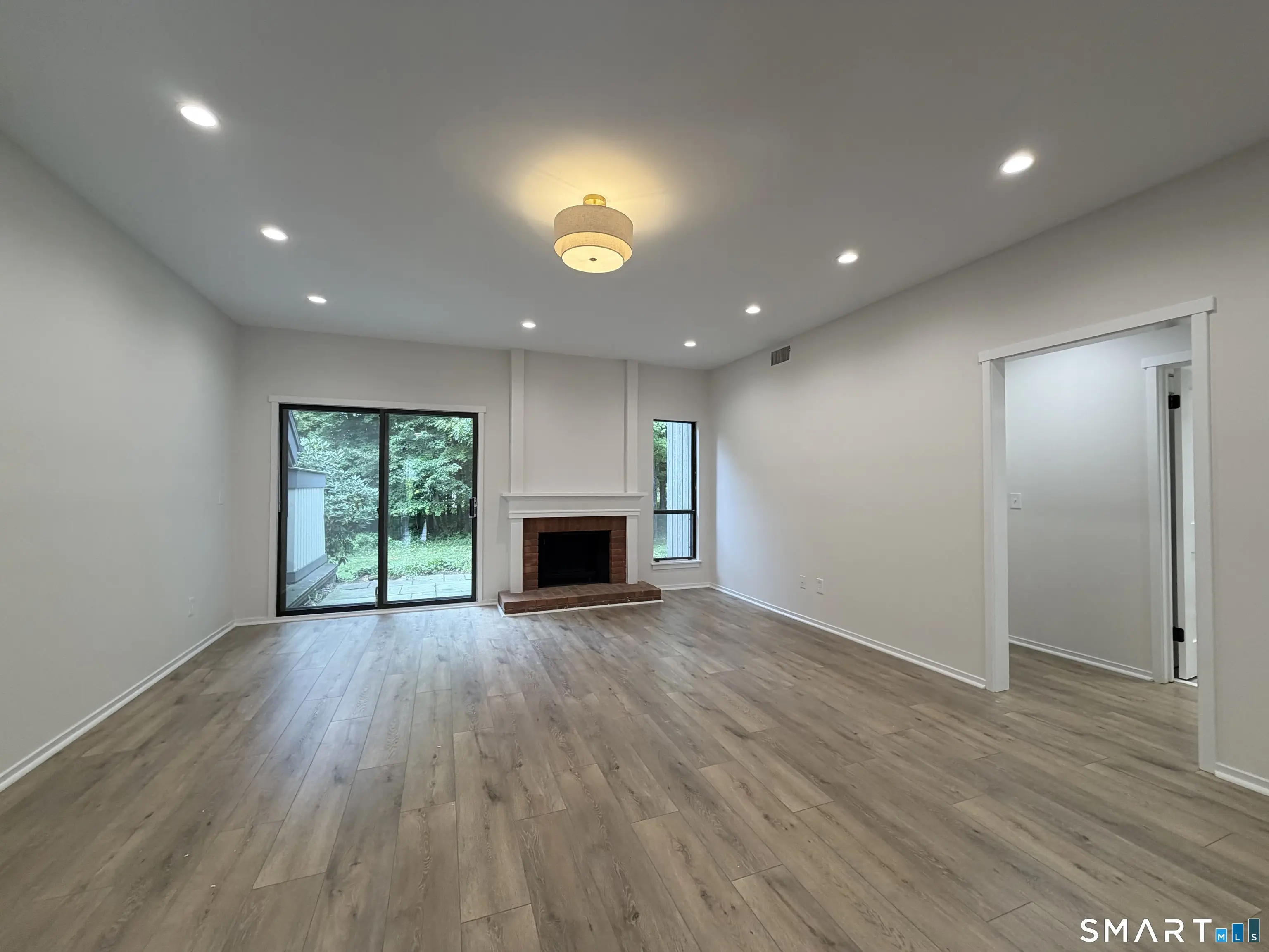 883 Heritage Village C, Southbury