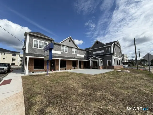 873 Farmington Avenue, Berlin