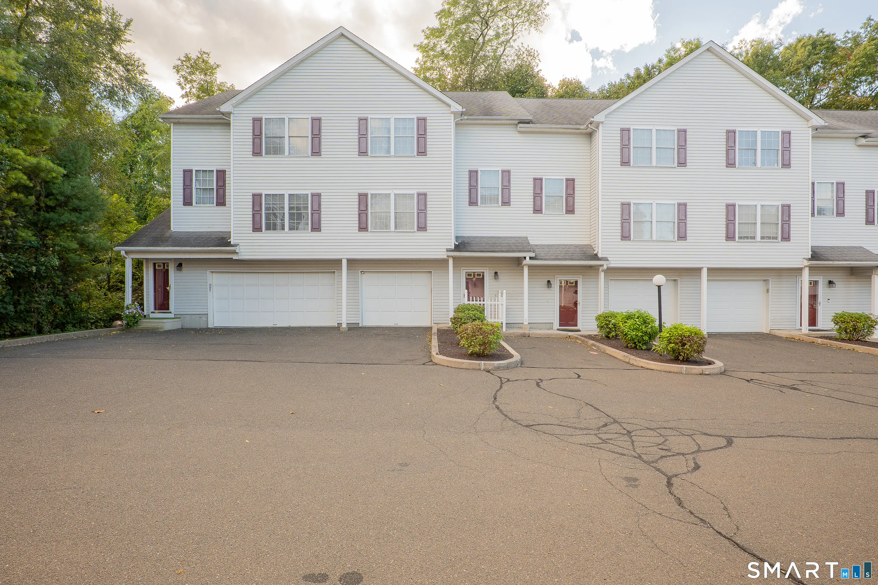 11 Mannions Lane 14, Danbury
