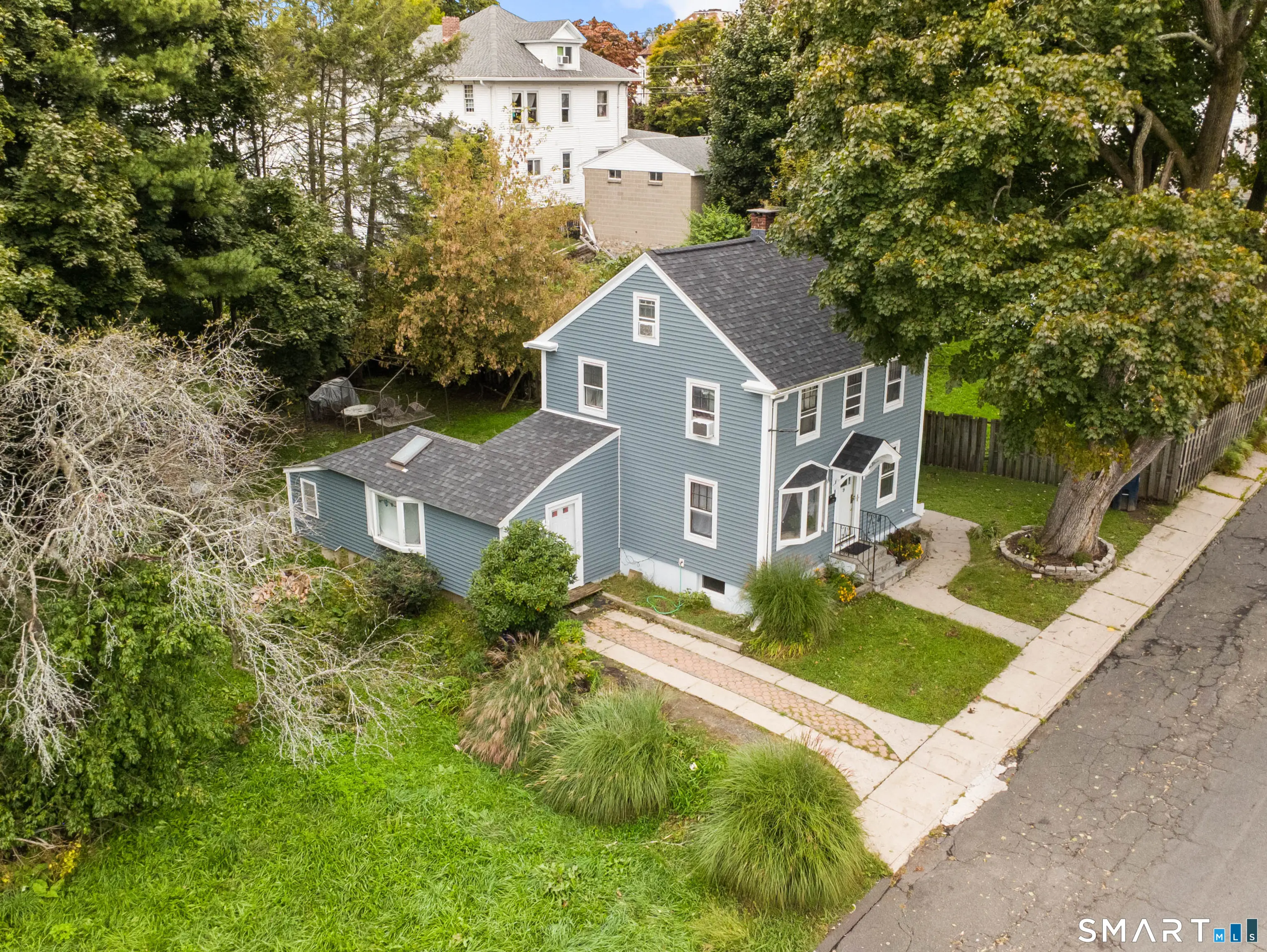 9 Holley Street, Danbury