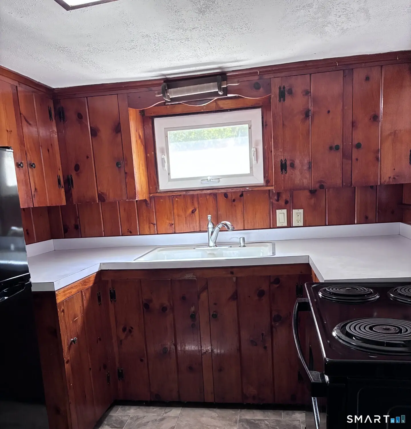 425 Winchester Road 2, Winchester