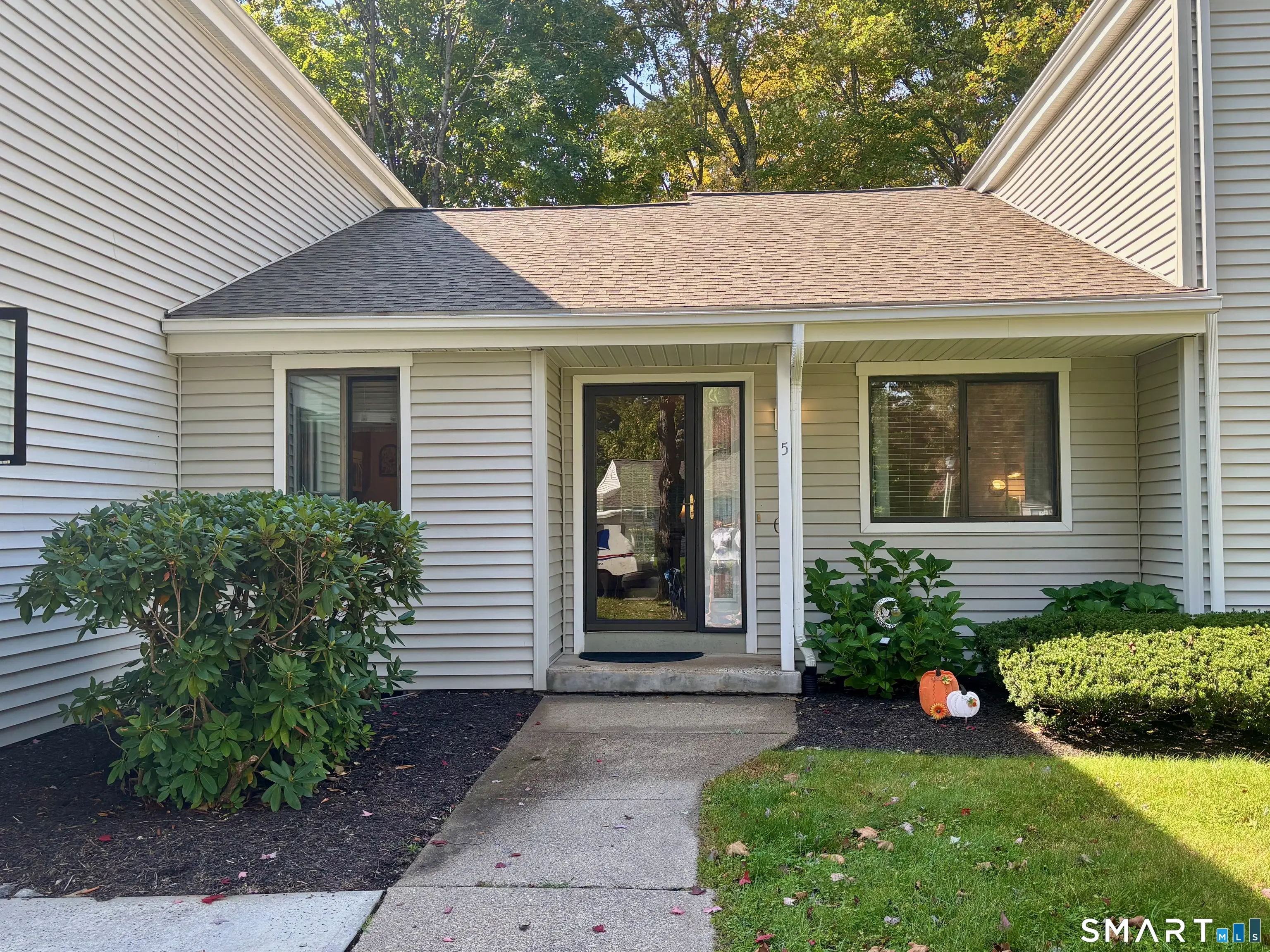 35 Nutmeg Road B5, Middlebury