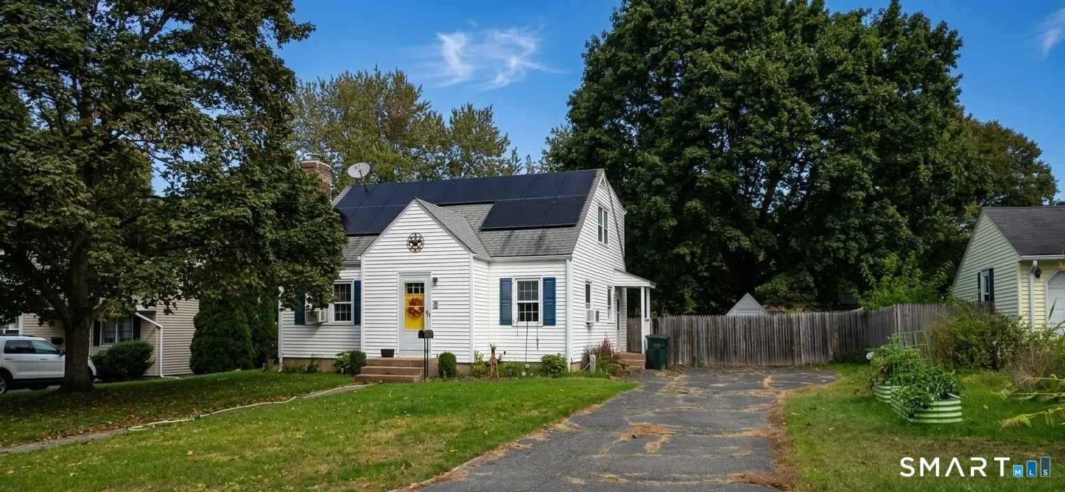 3 Middle Drive, Windsor Locks