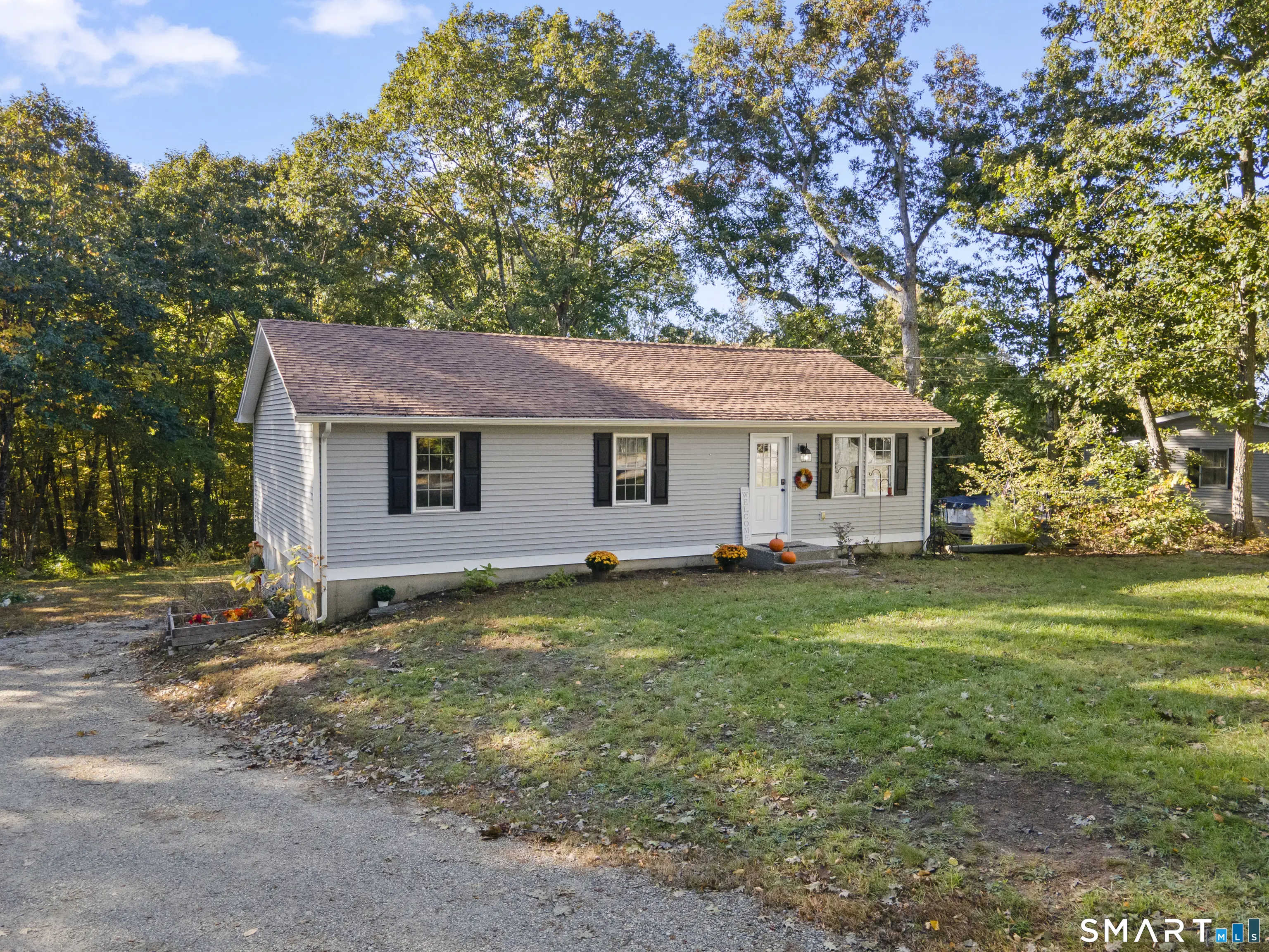549 Squaw Rock Rd Extension, Killingly