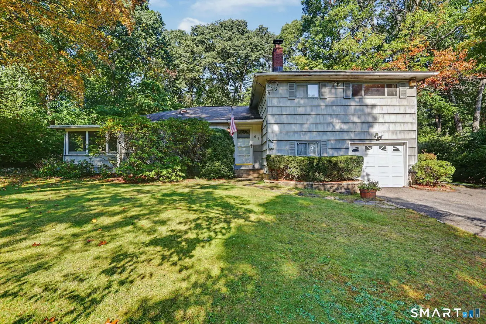 68 Winding Lane, Norwalk