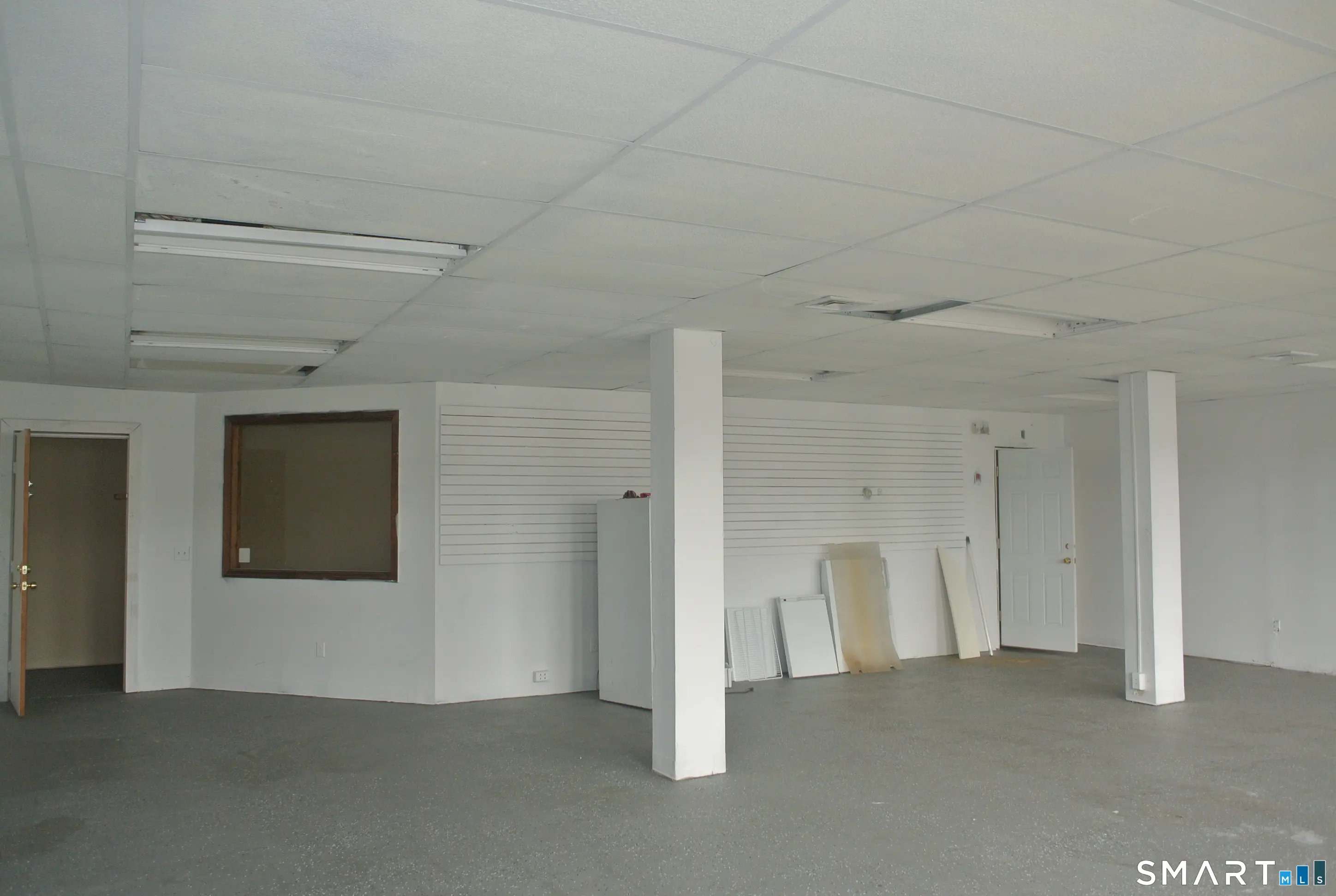 549 Howe Avenue 404-405, Shelton