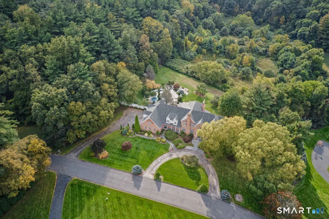39 Hazen Drive, Avon