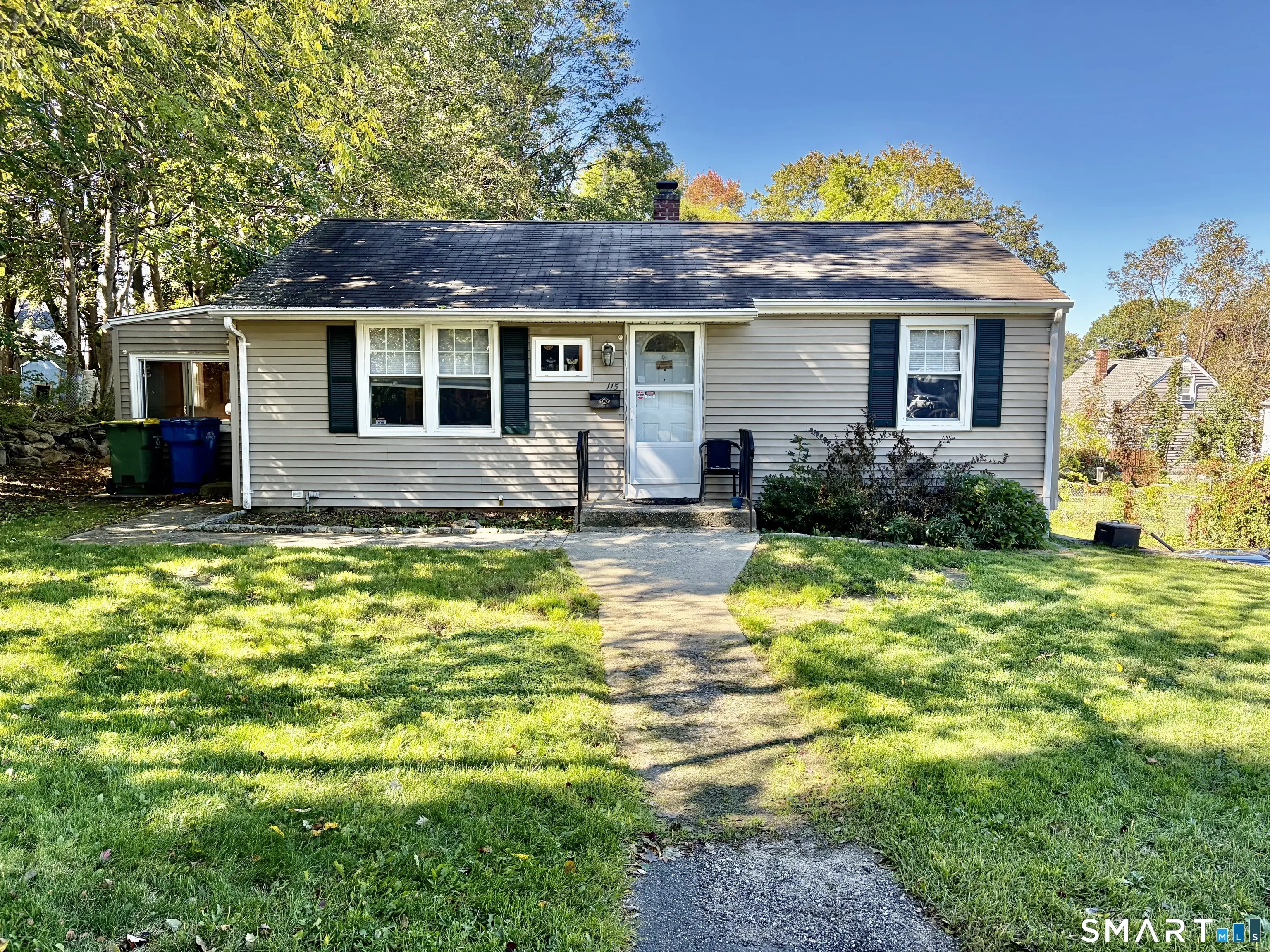 115 Dracut Avenue, Waterbury