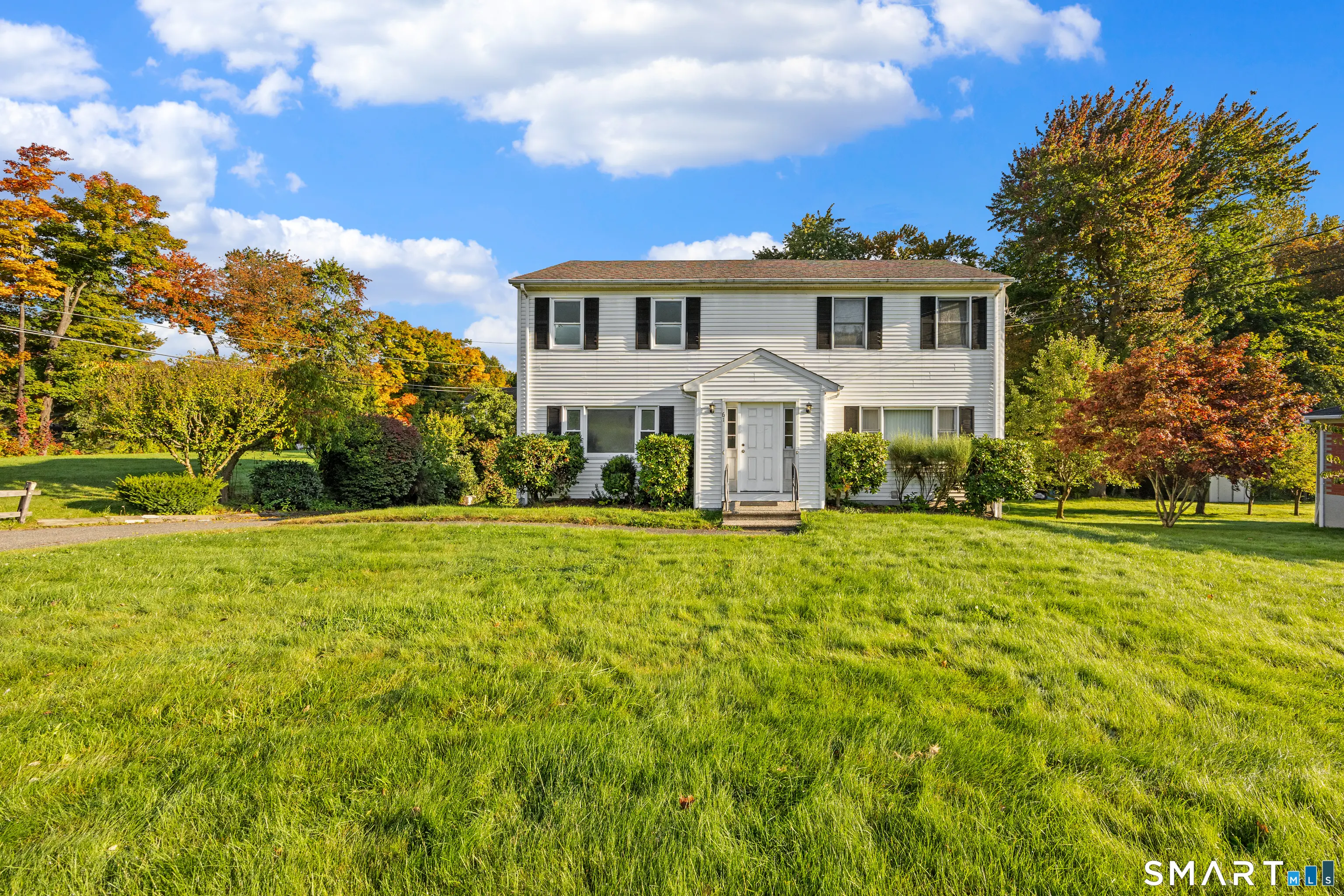 61 Bunker Hill Road, Watertown
