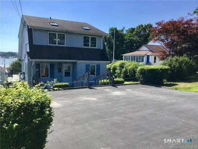 8 Arcadia Road, East Lyme