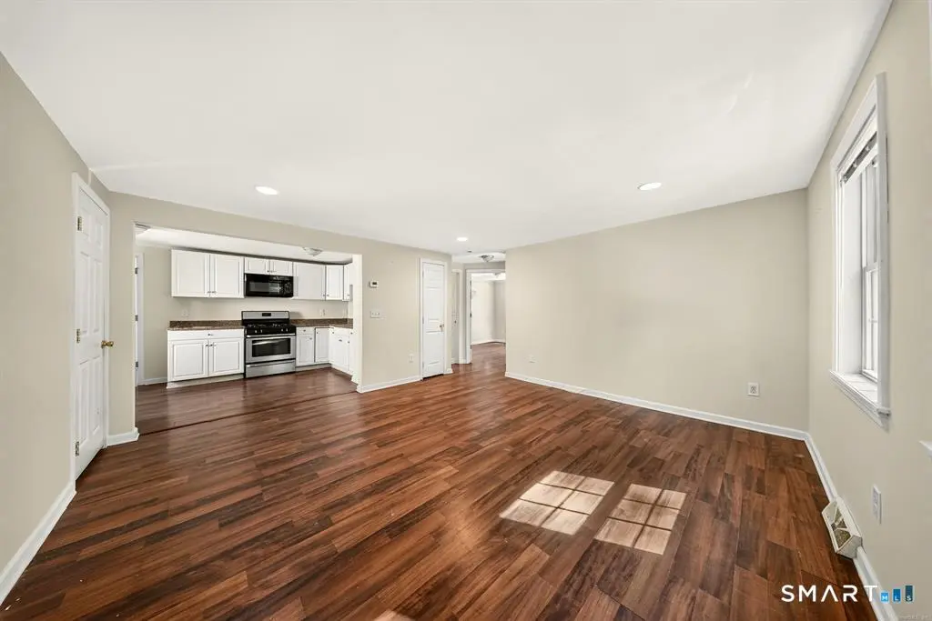 185 Forest Road, West Haven