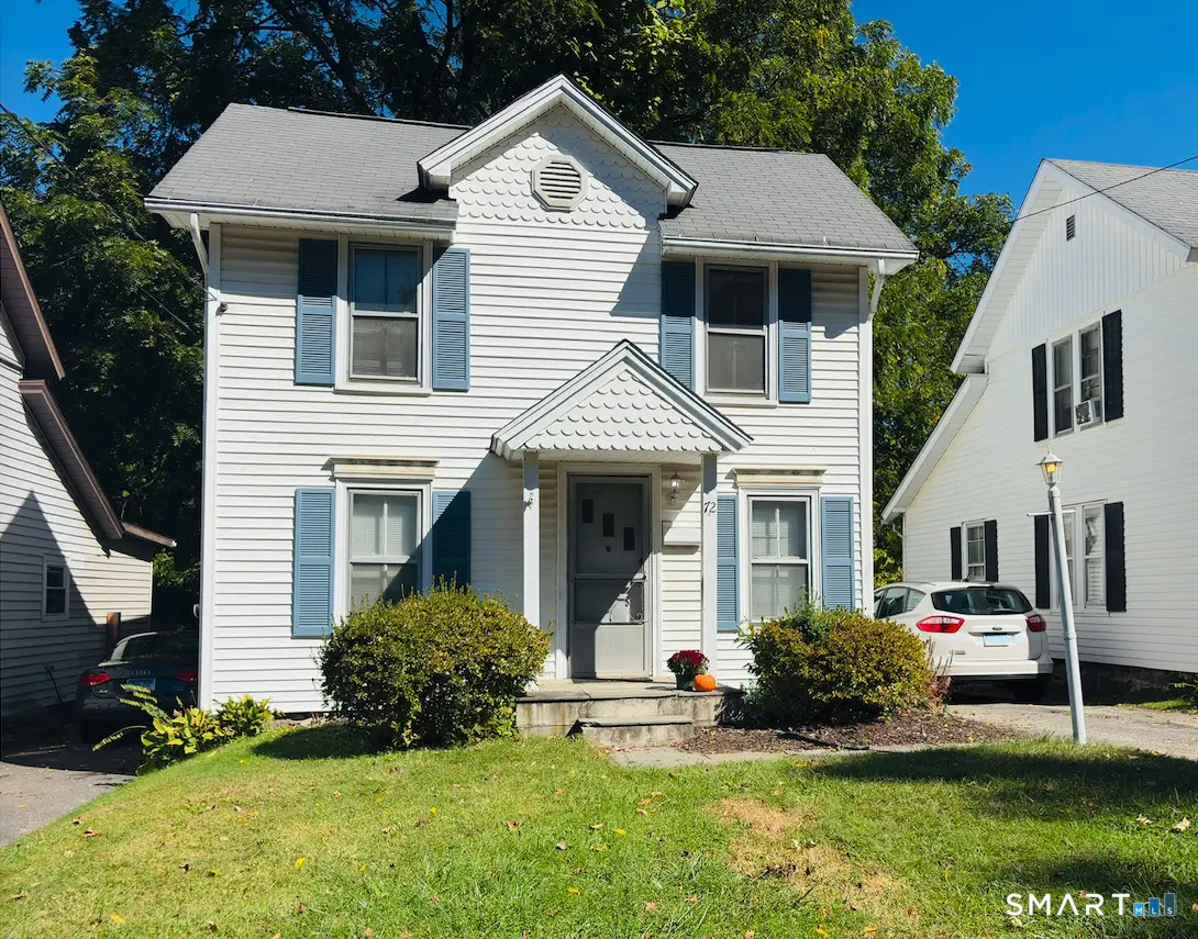 72 Chestnut Street, Bethel