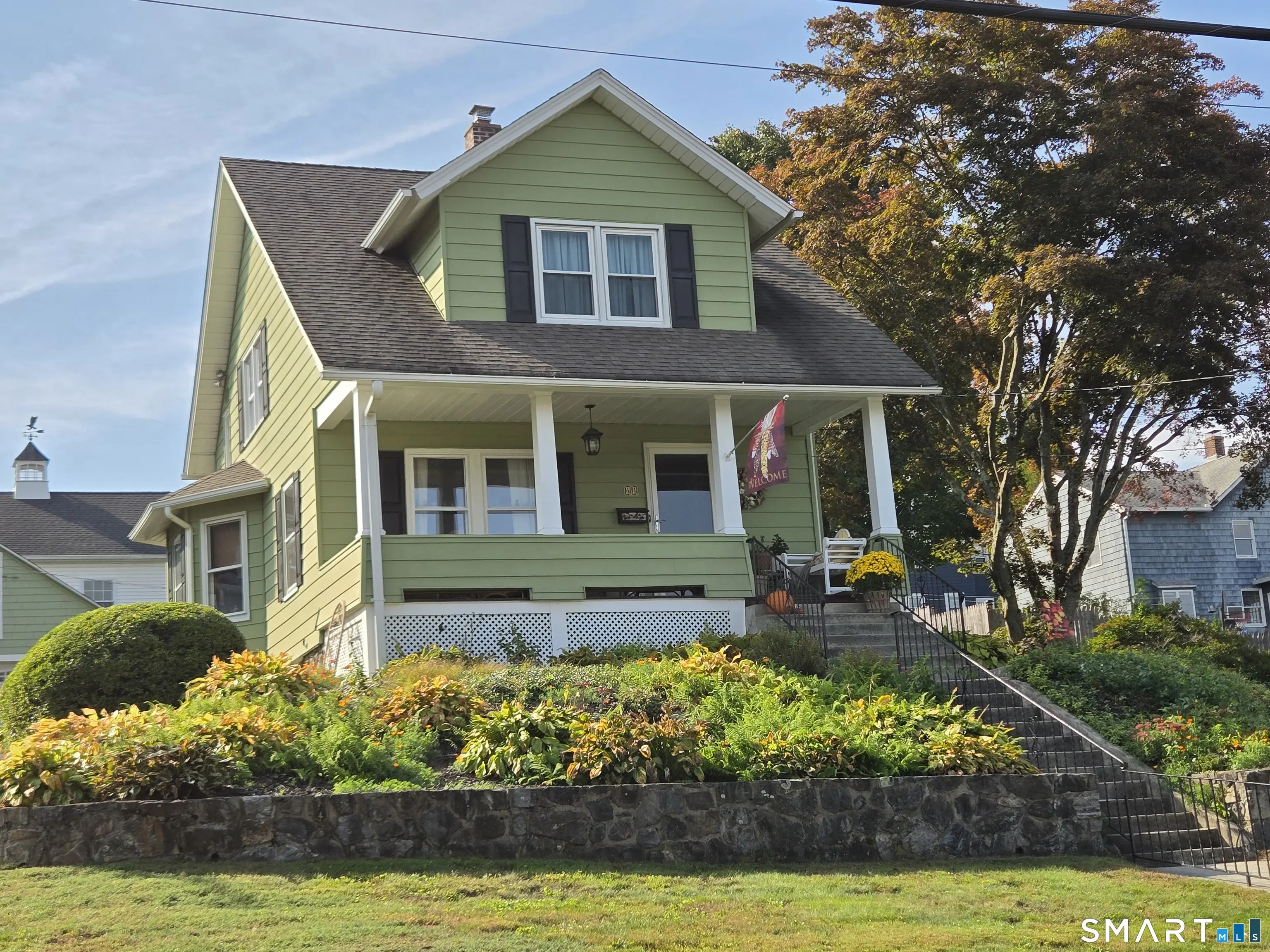 64 May Avenue, Naugatuck