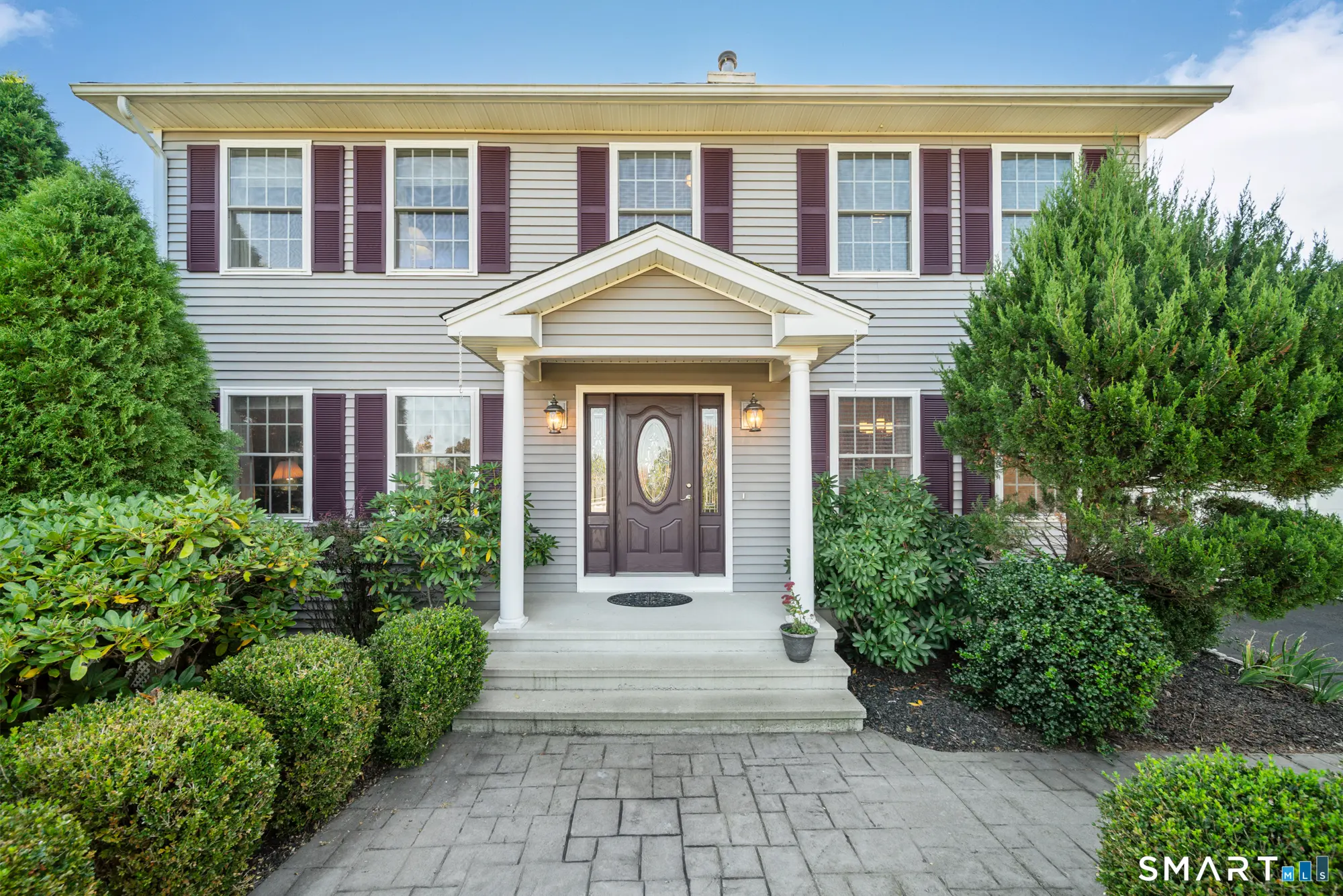 17 Pembrook Road, Naugatuck