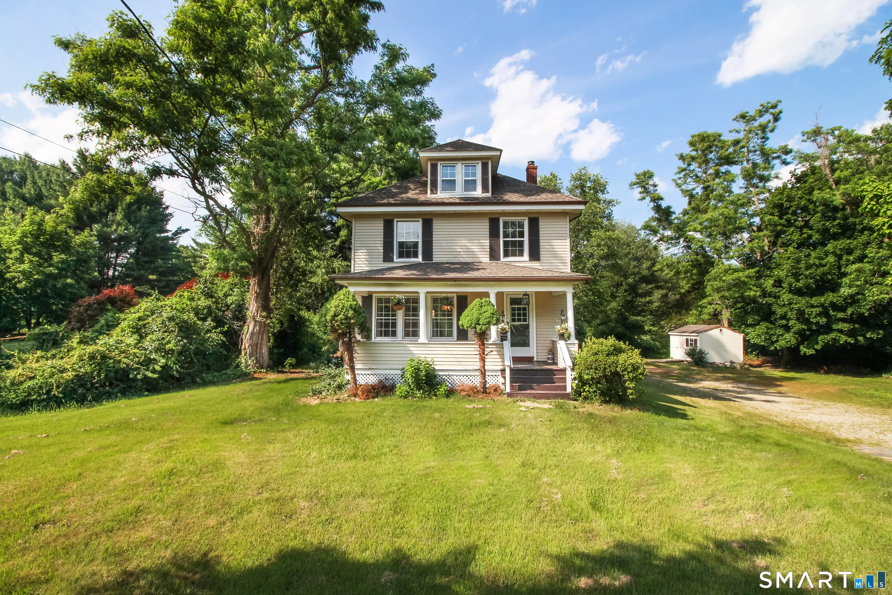 549 Boston Post Road, Waterford