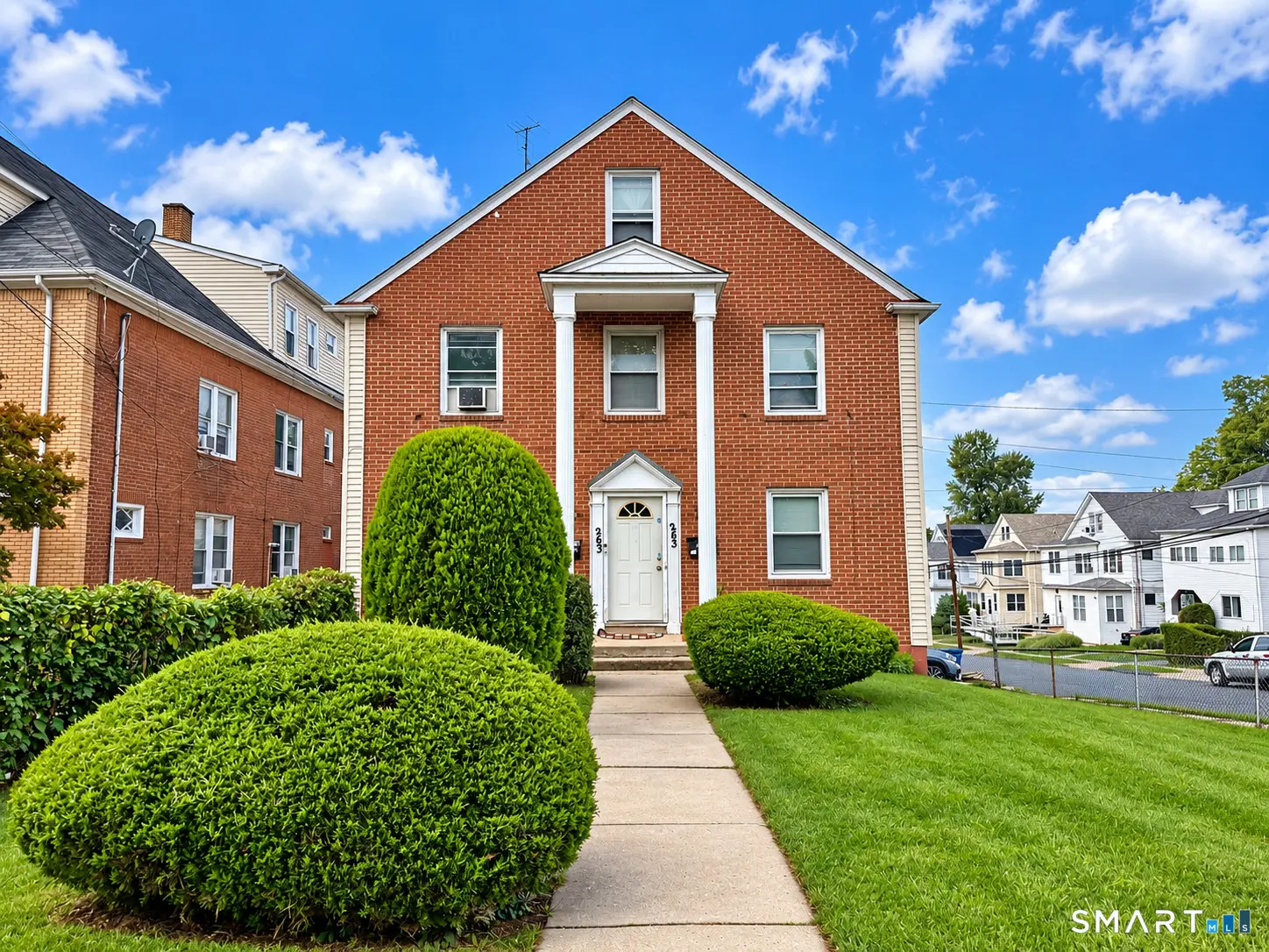 263 Blue Hills Avenue, Hartford