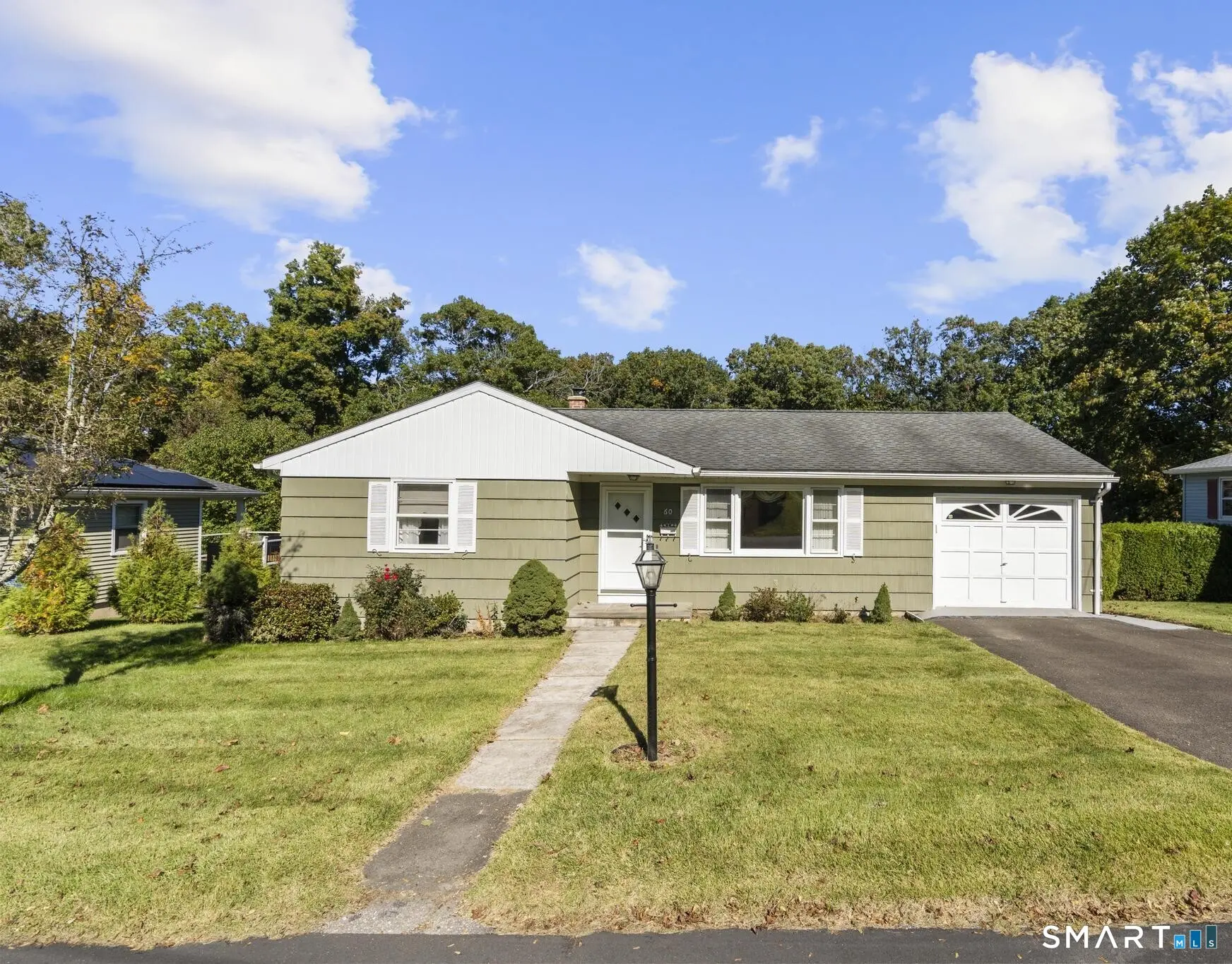 60 Venice Avenue, Waterbury