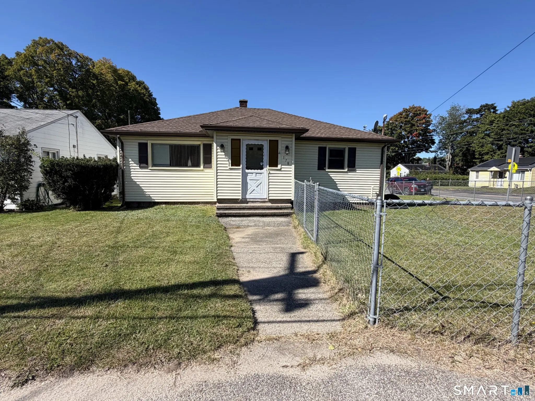 178 Spring Lake Road, Waterbury