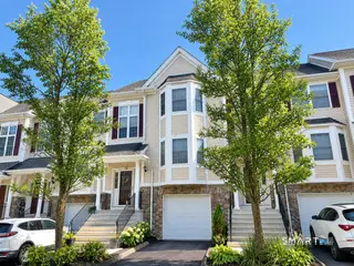 905 Larson Drive 905, Danbury