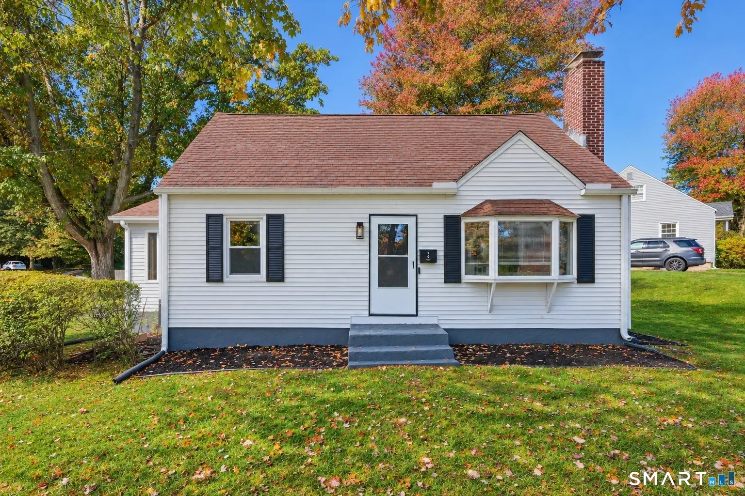 3 Dwight Road, West Hartford