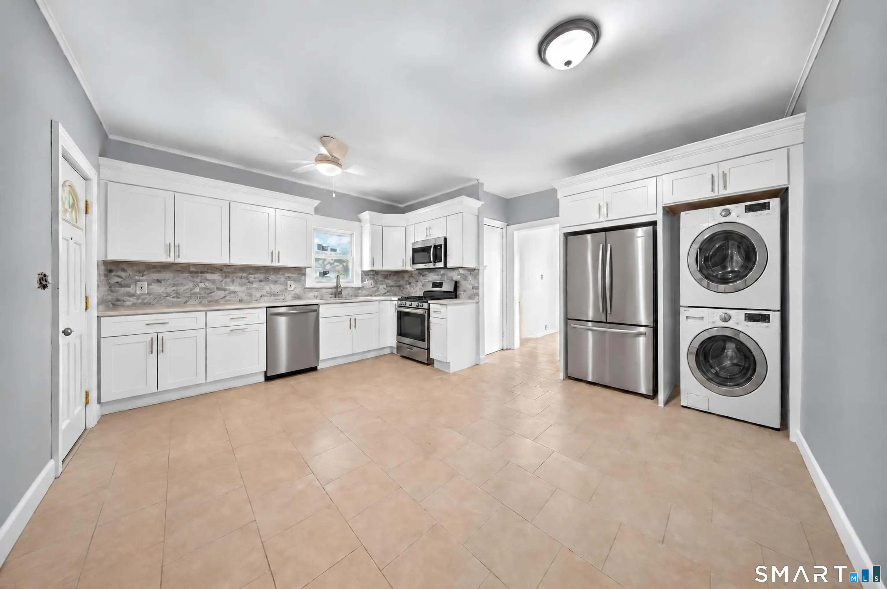 274 Park Street 1, Bridgeport
