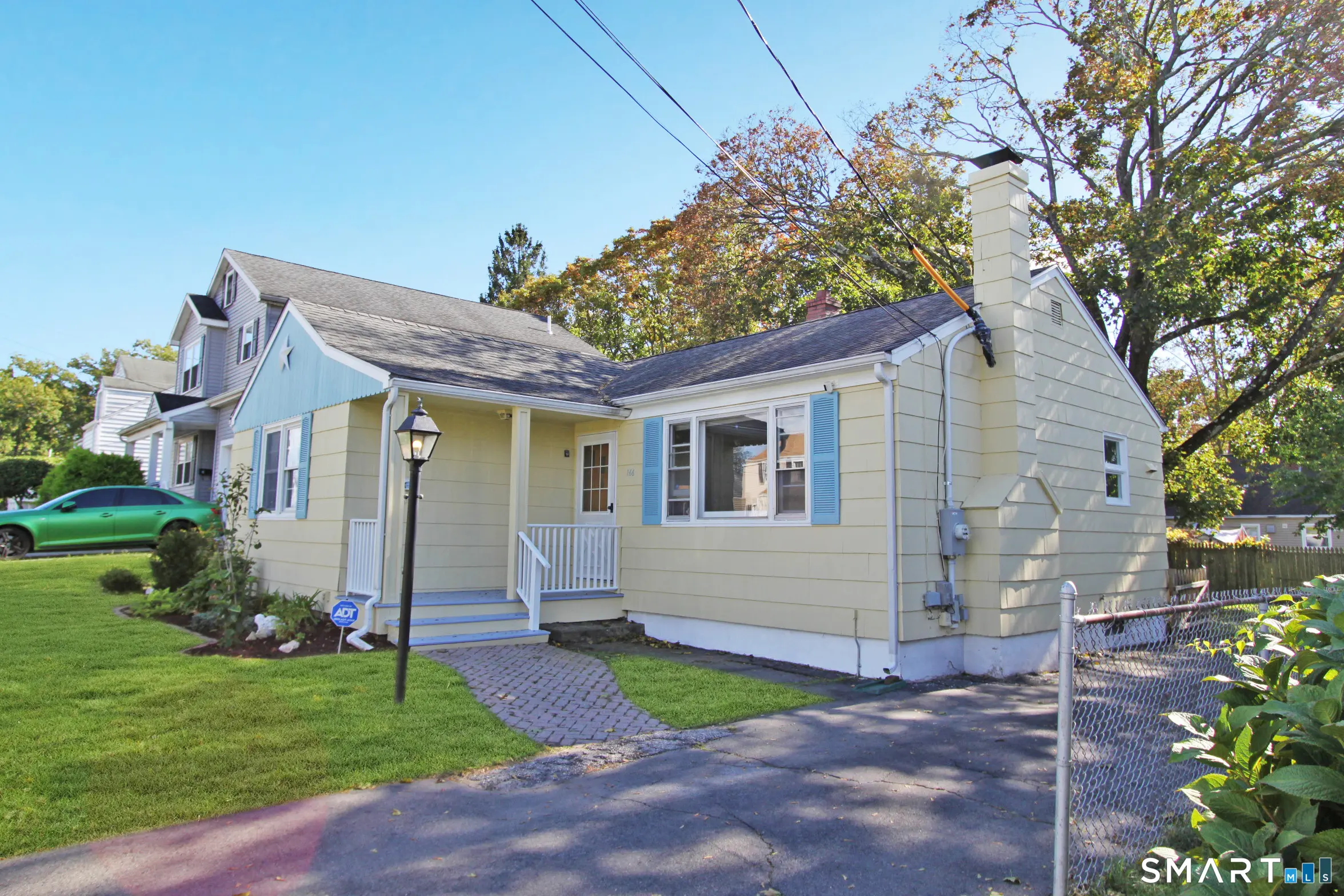 166 Laurel Street, West Haven