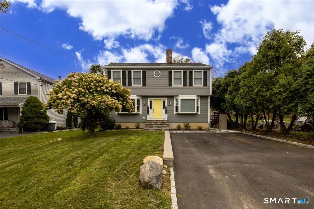 27 Hale Street, Westport