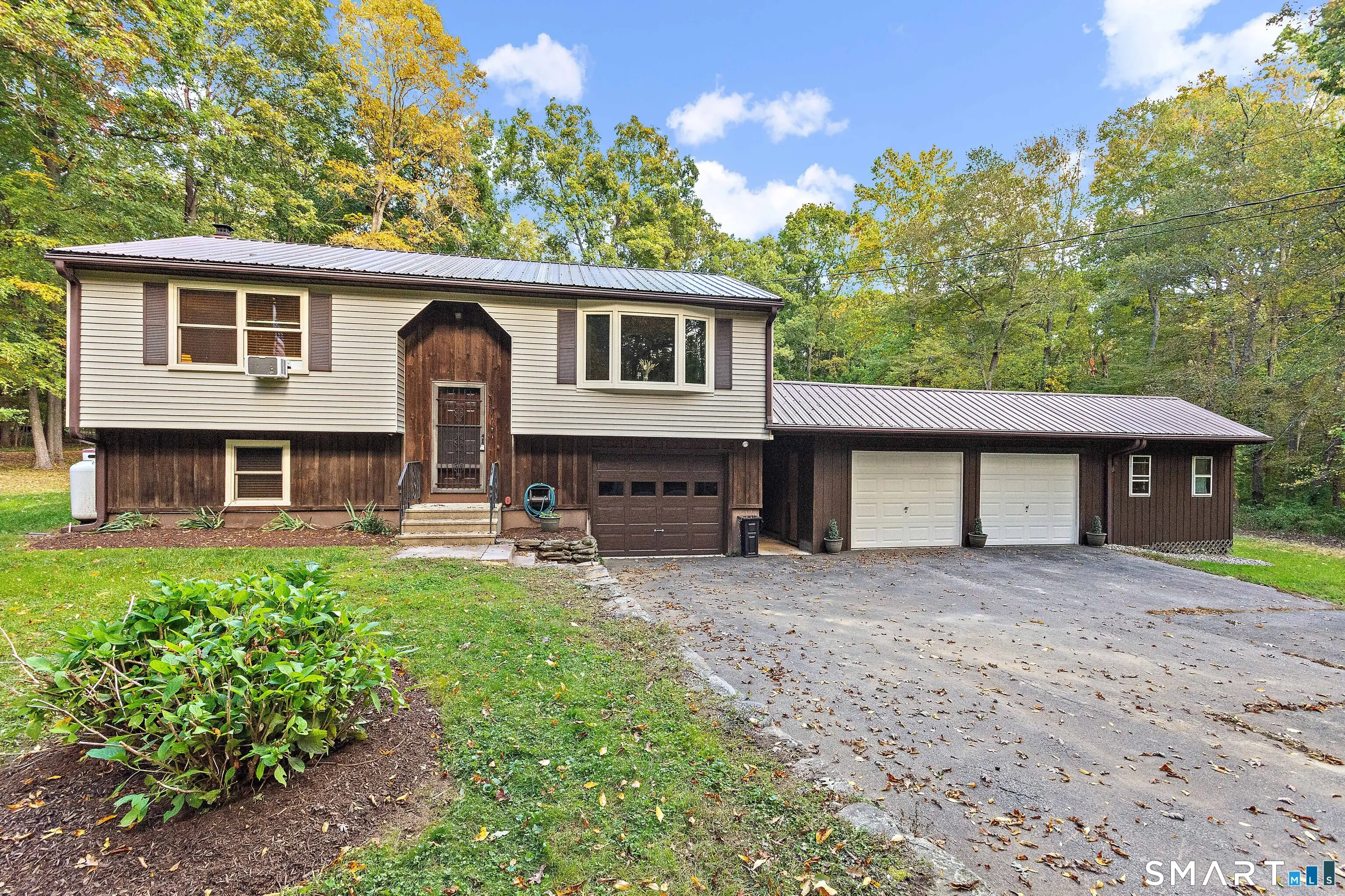 540 Clubhouse Road, Lebanon