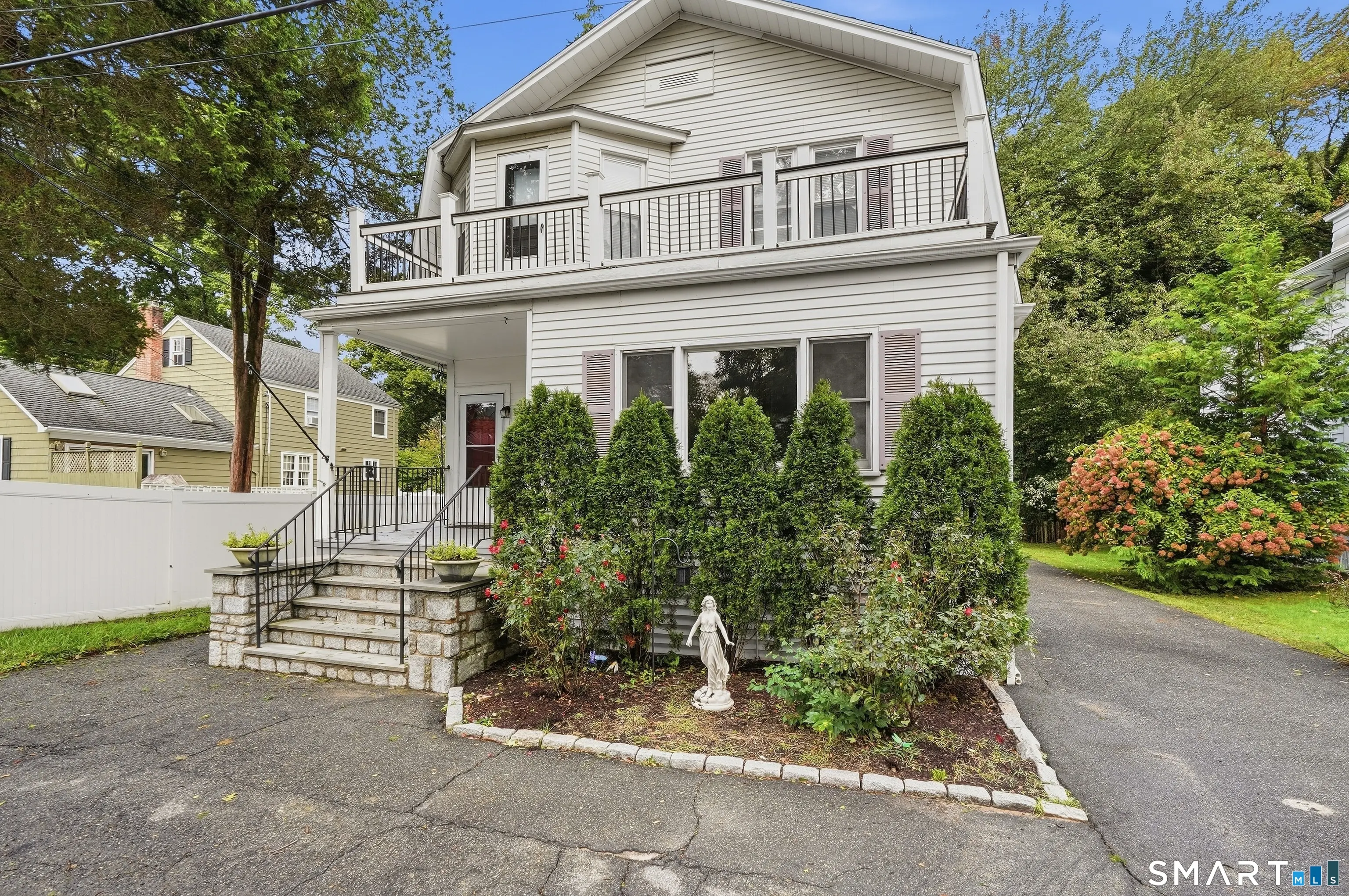 144 Flushing Avenue, Fairfield