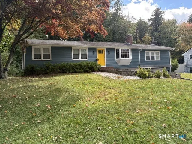 67 Wooddale Drive, Farmington