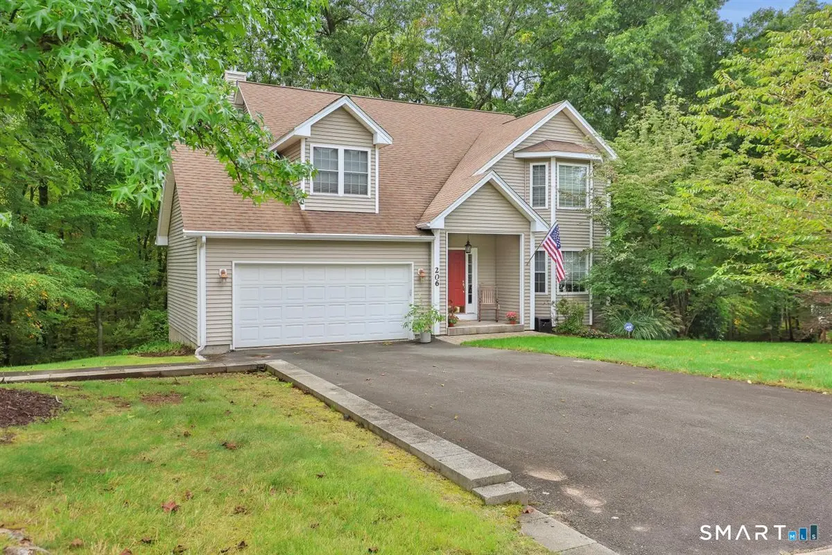 206 Walek Farms Road, Manchester
