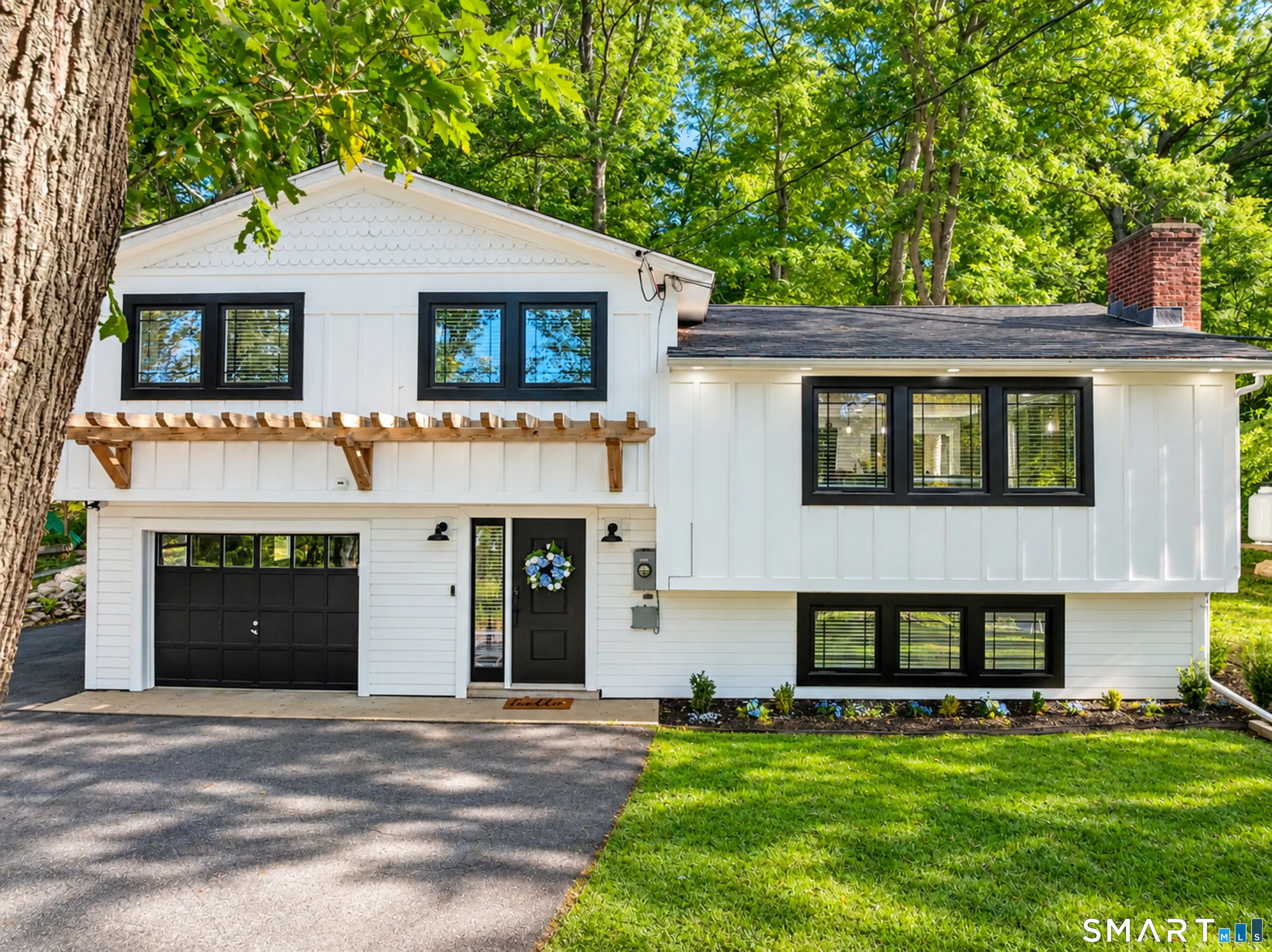 52 Stonybrook Road, Ledyard
